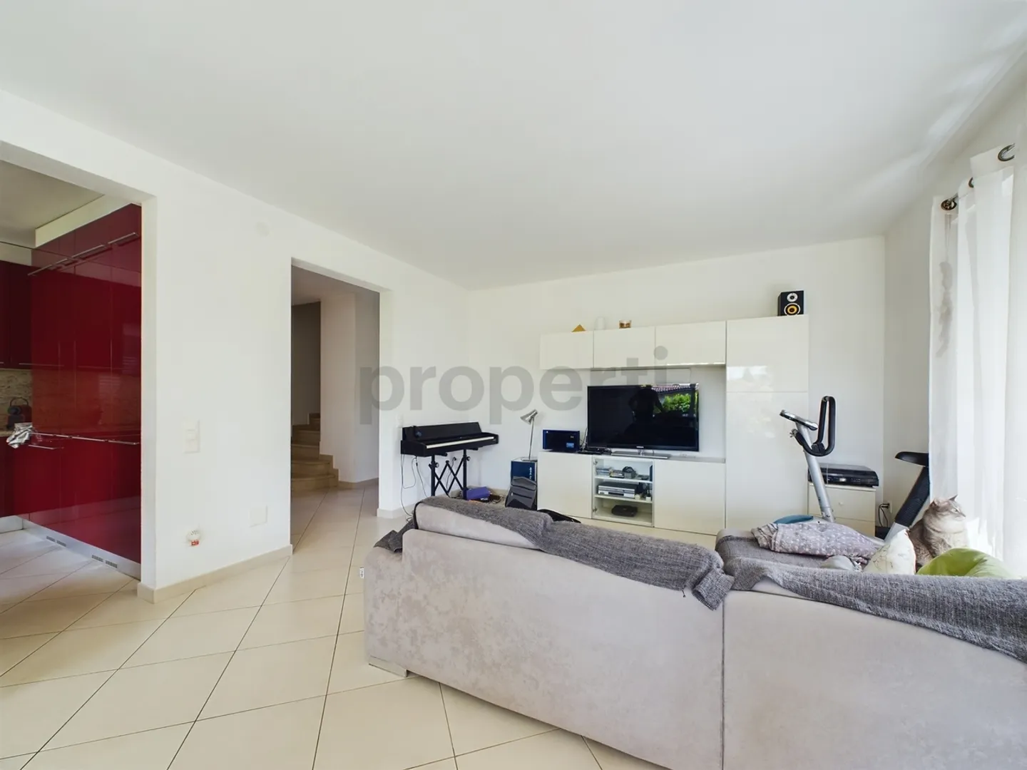 Modernes 7.5-Zimmer-Einfamilienhaus in Caslano mit Blick ins Grüne / Vendiamo casa indipendente 7.5 a Caslano - bellissimo quartiere vicino al Lago - Foto 2 di 10