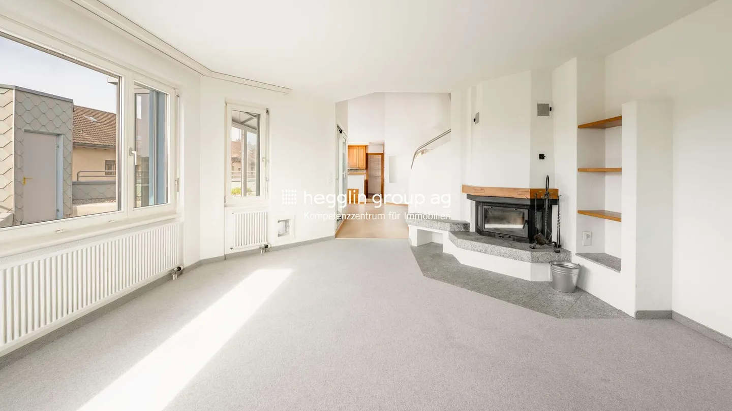 Attic Maisonette above the commercial zone in Cham - Photo 1 of 13