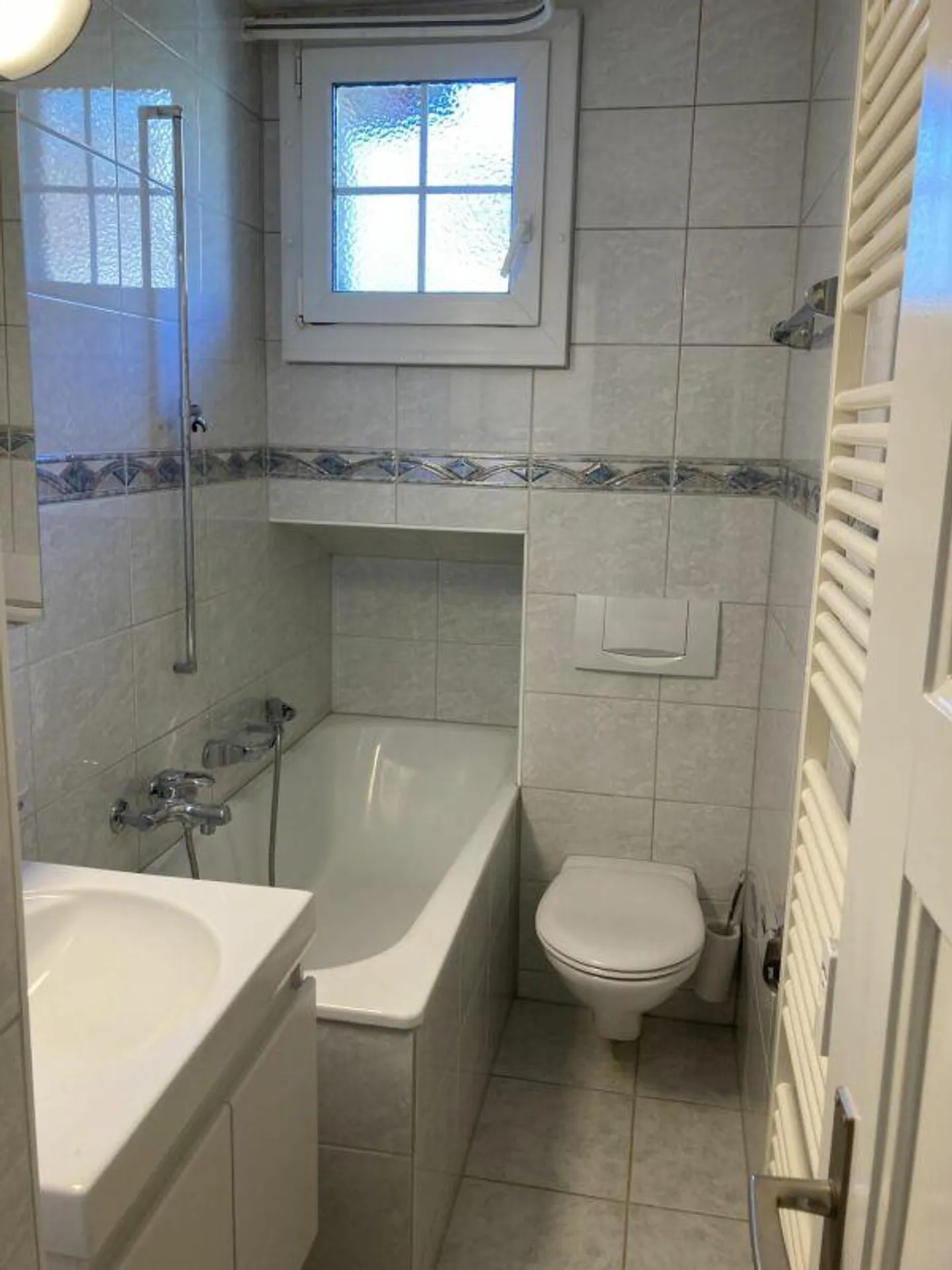 Appartamento 4 locali con vista splendida su Lucerna - Foto 5 di 9