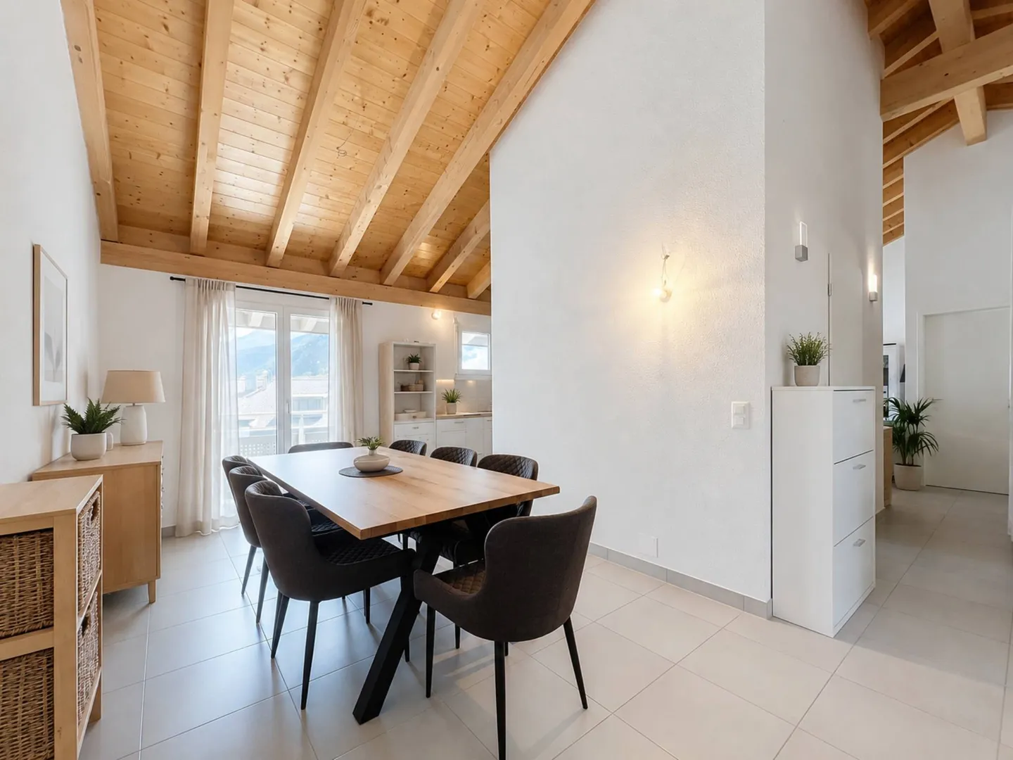 4,5-ZIMMER-ATELIER MIT BLICK AUF DIE BERGE - Foto 5 von 11