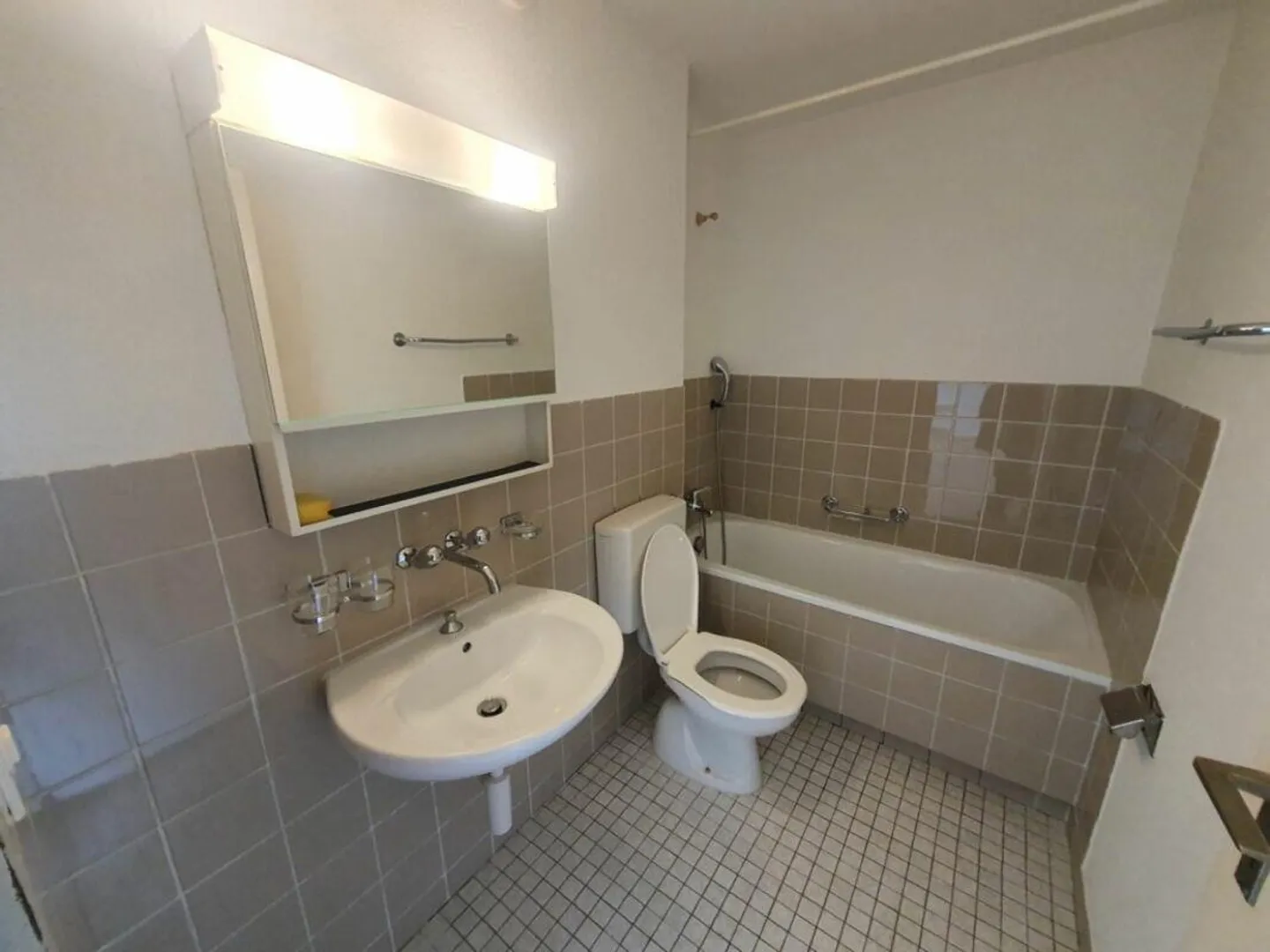 Appartement 1 pièce confortable - Photo 5 sur 8