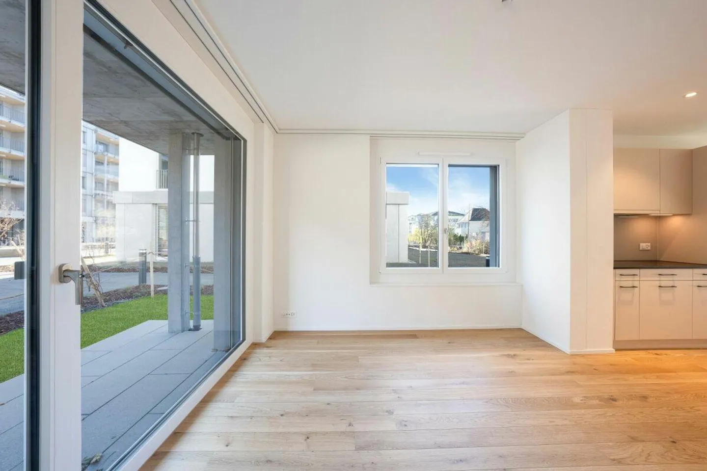 Rheincity - central and bright ground floor apartment! - Photo 5 of 13