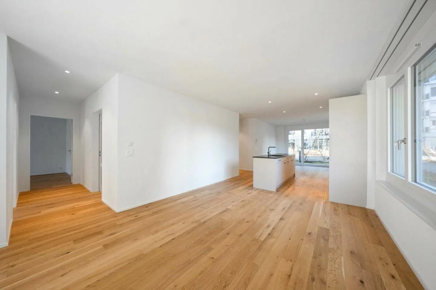 Rheincity - central and bright ground floor apartment! - Photo 7 of 13