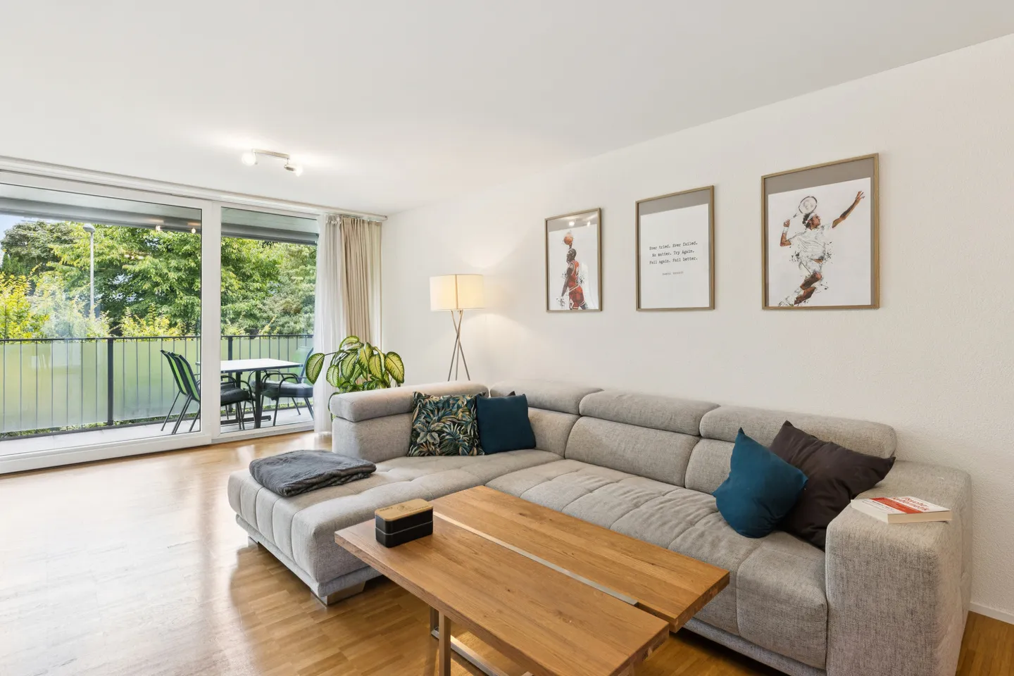 Apartment for rent - Photo 1 of 9