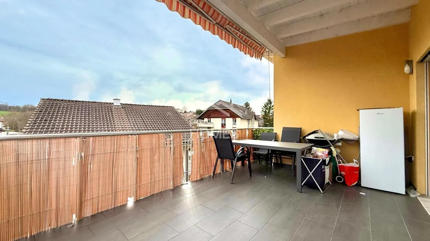 Haut et complètement privé ? Votre maison de rêve à Gurmels - Photo 4 sur 5