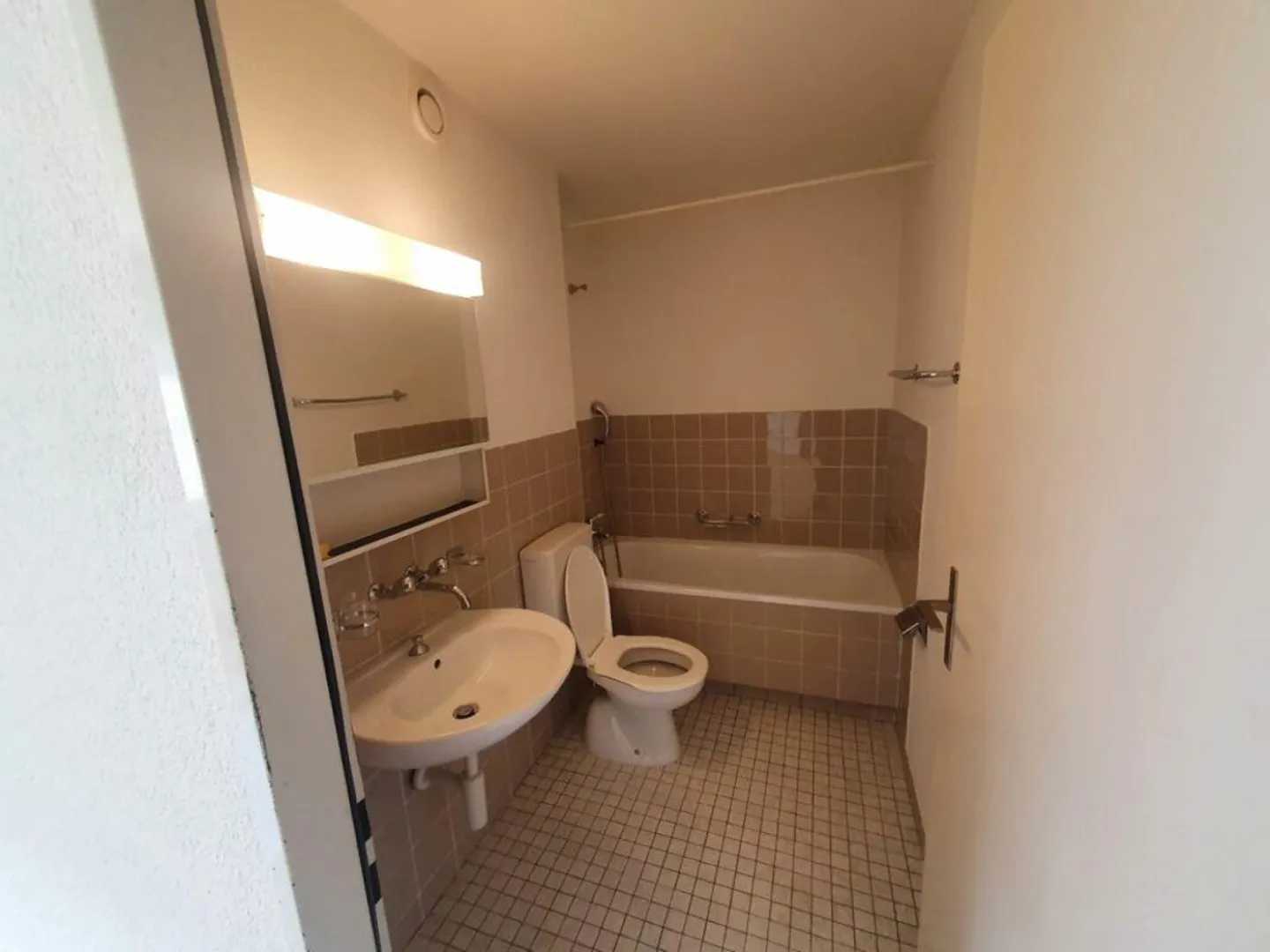Appartement 1 pièce confortable - Photo 7 sur 8