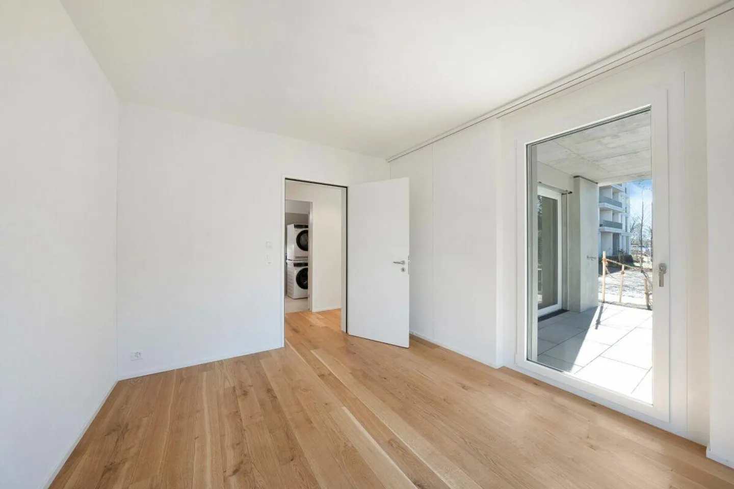 Rheincity - central and bright ground floor apartment! - Photo 11 of 13