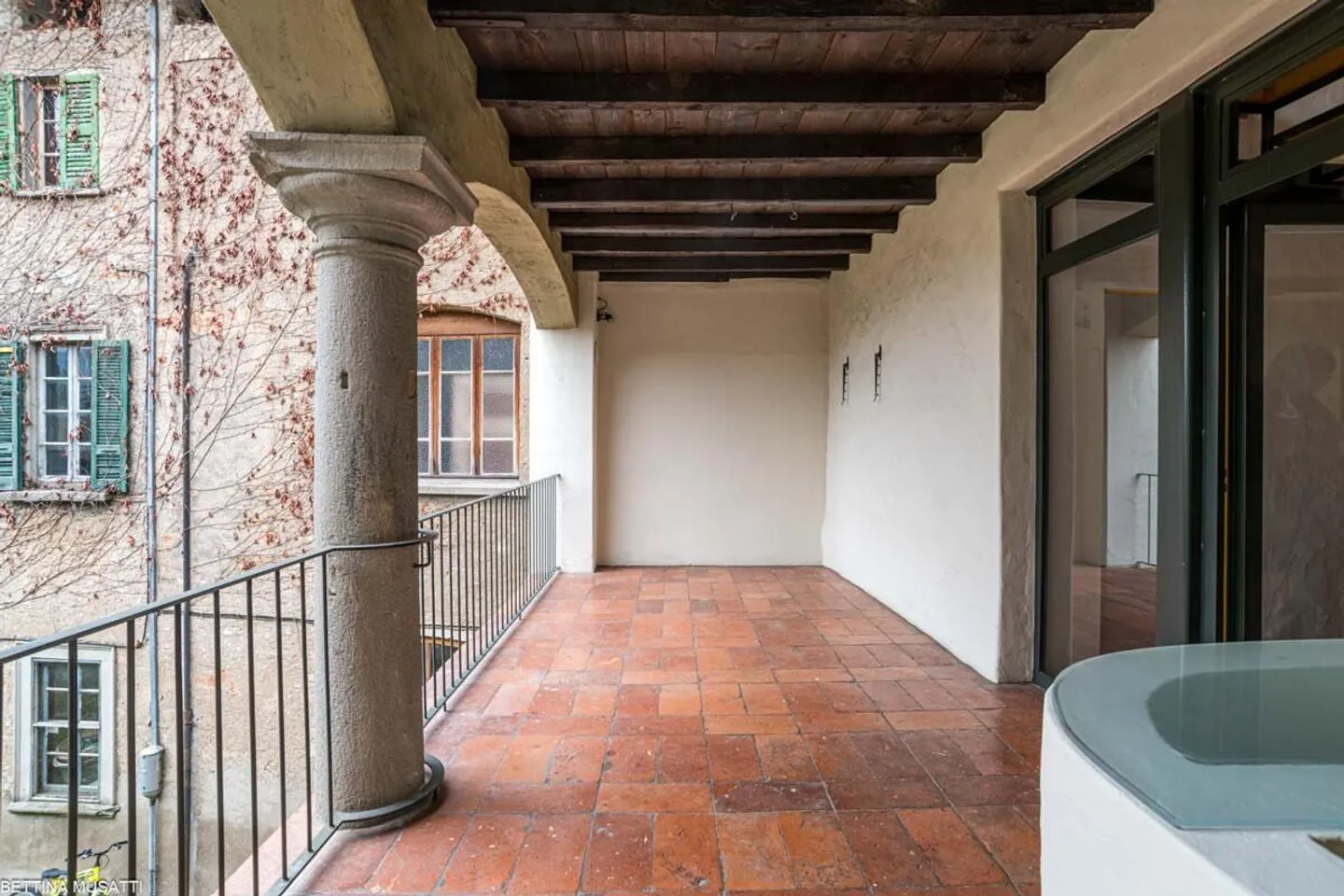 Casa Affascinante con Loggia - Foto 1 di 14