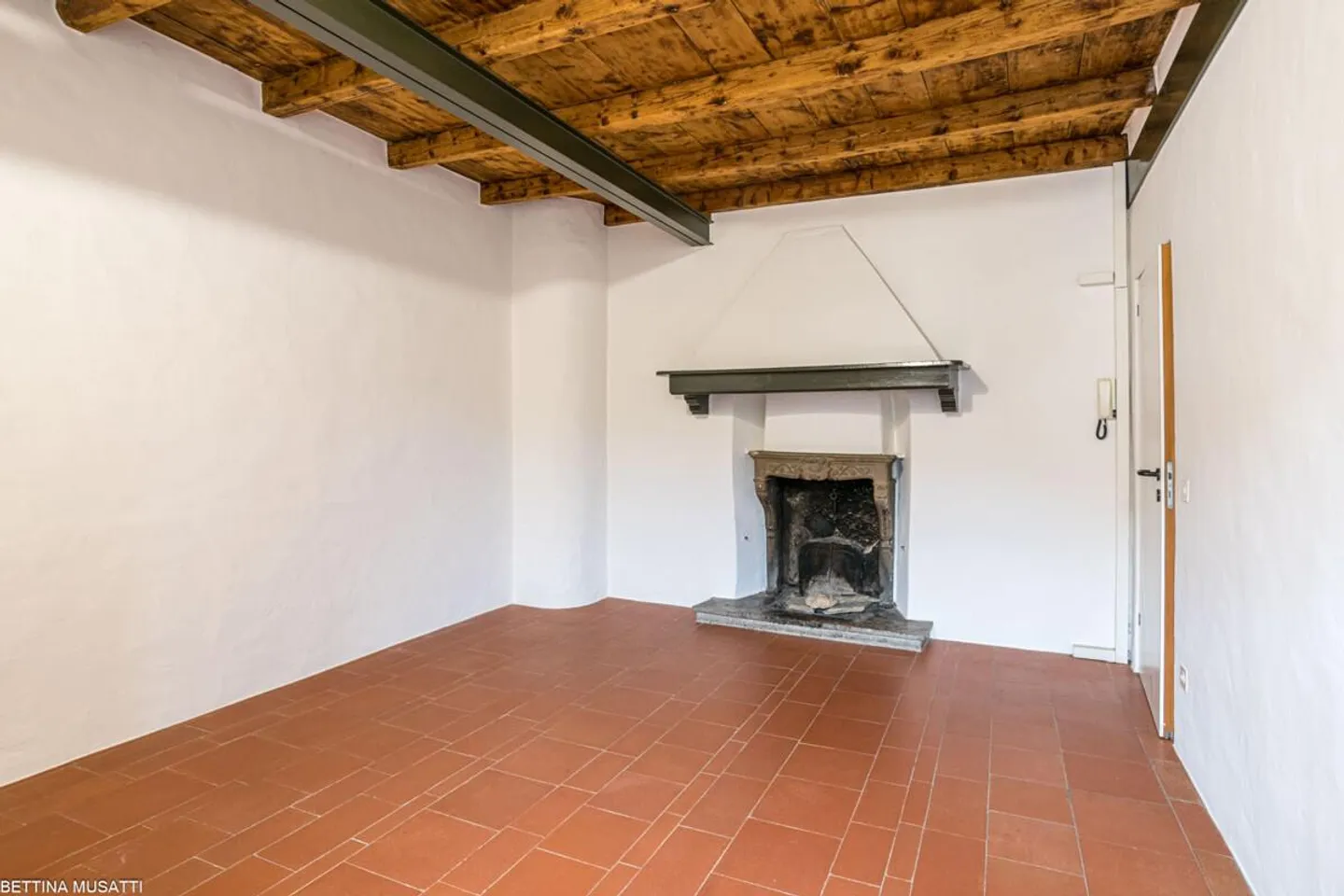 Casa Affascinante con Loggia - Foto 7 di 14