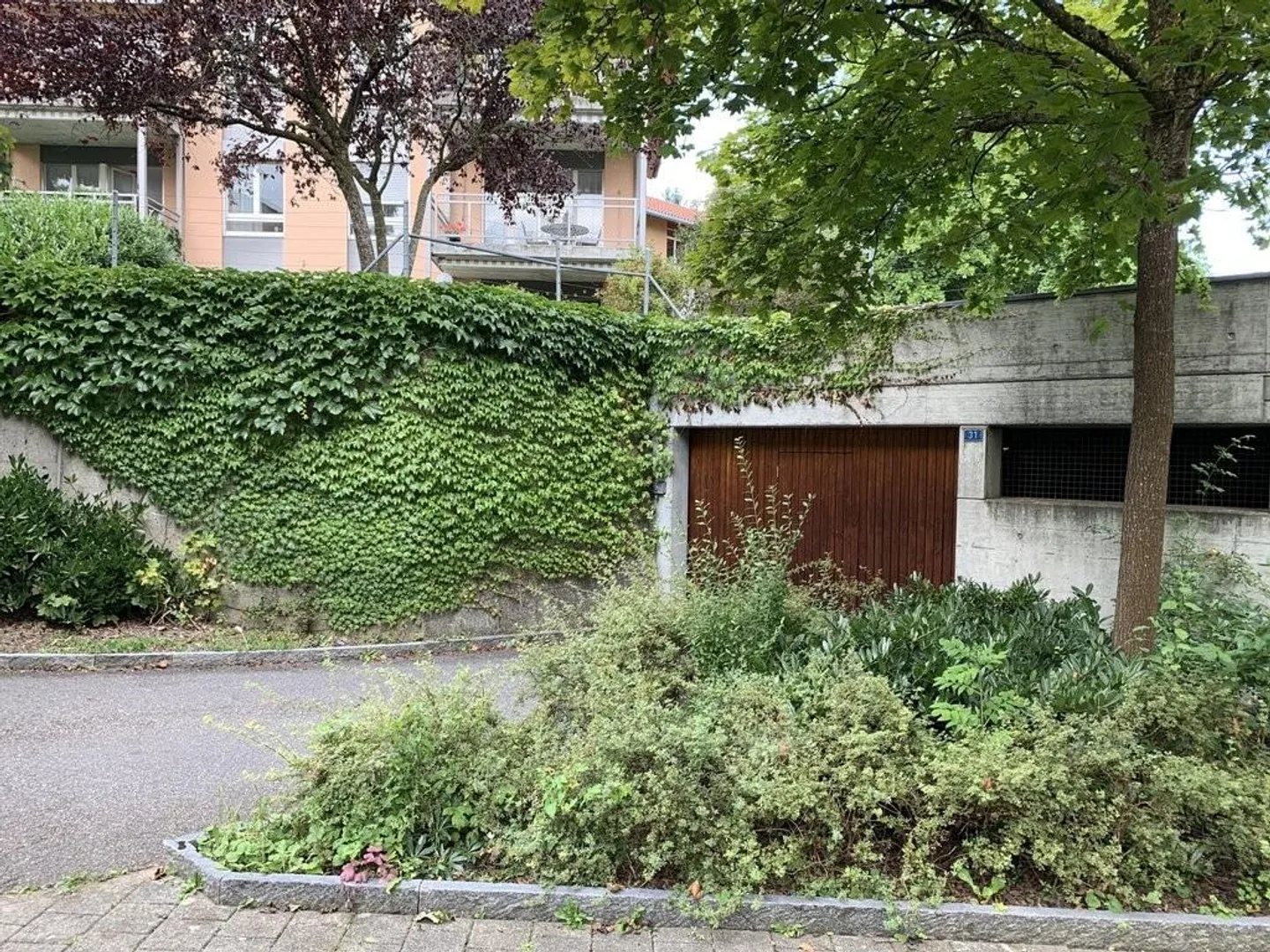 Posto auto a Belp - Foto 1 di 2