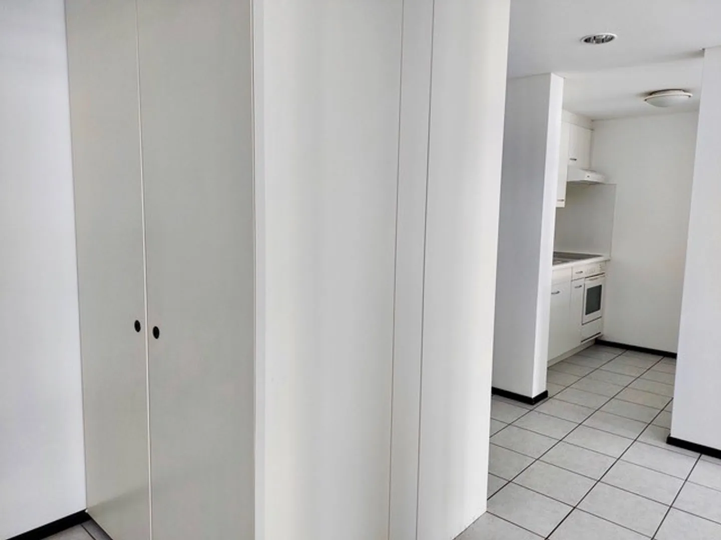 2.5-room apartment in a strategic area in Chiasso - Photo 3 of 7