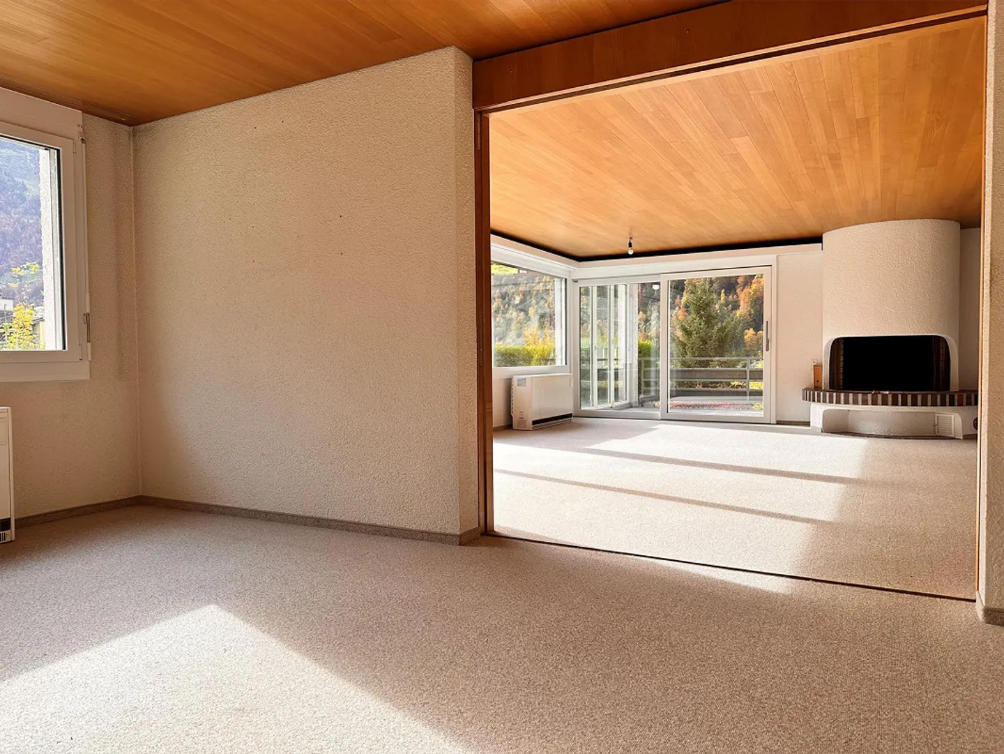 Casa unifamiliare indipendente con 6 stanze, sala hobby e 2 garage - Foto 10 di 28