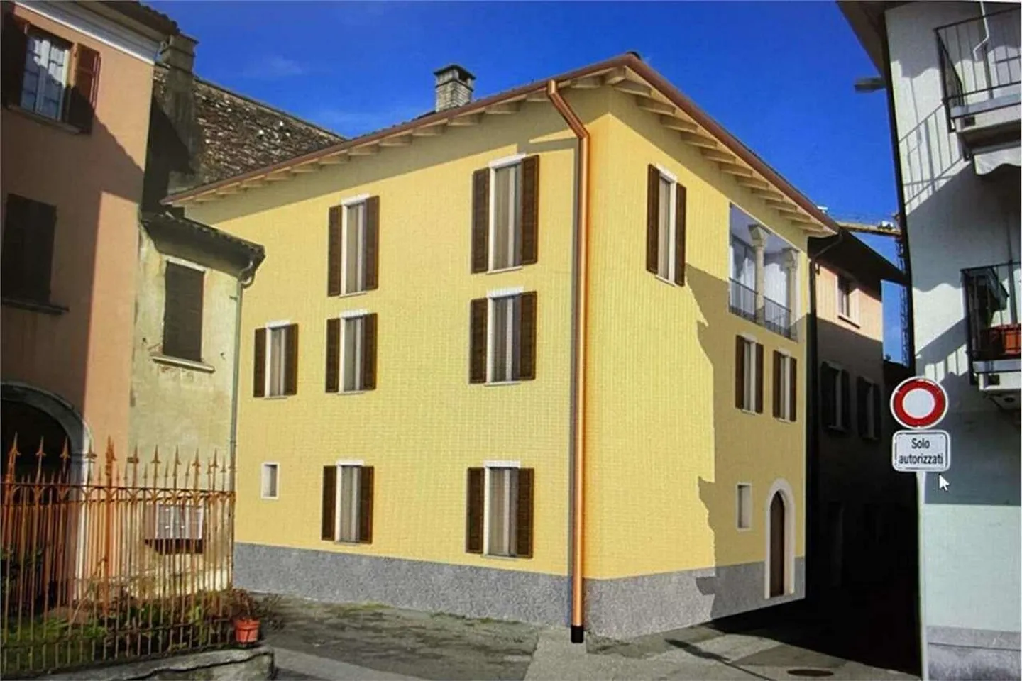 Building to renovate in Genestrerio - Photo 3 of 13