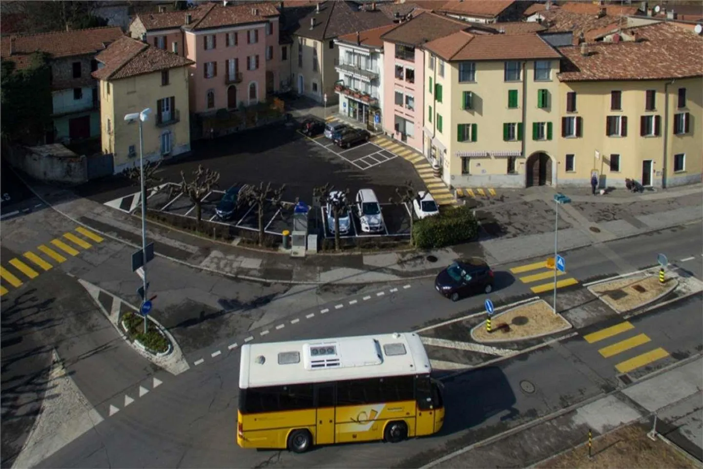 Building to renovate in Genestrerio - Photo 10 of 13
