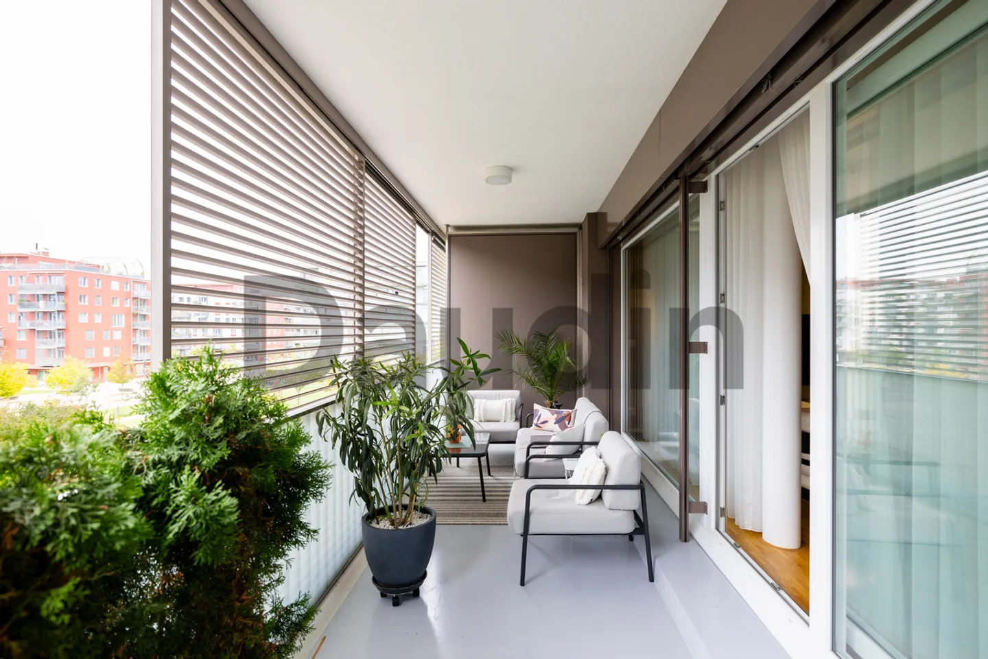 Spacious Apartment in Meyrin - Photo 2 of 8