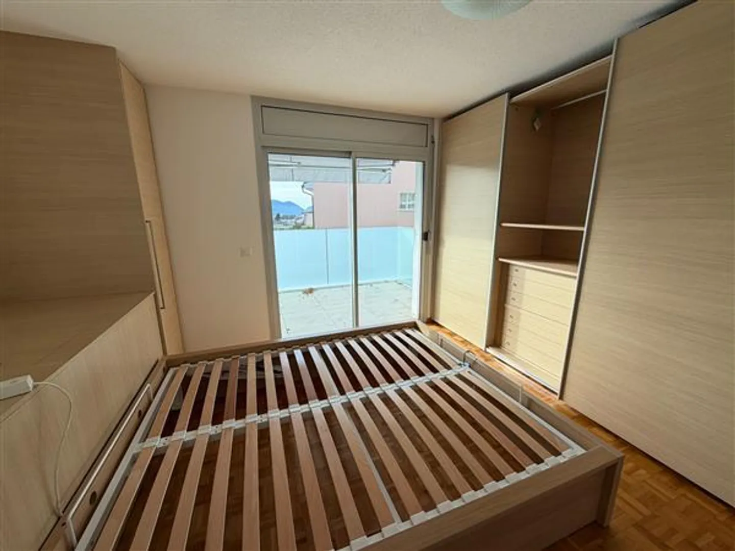 Appartamento moderno con vista lago - Foto 9 di 10