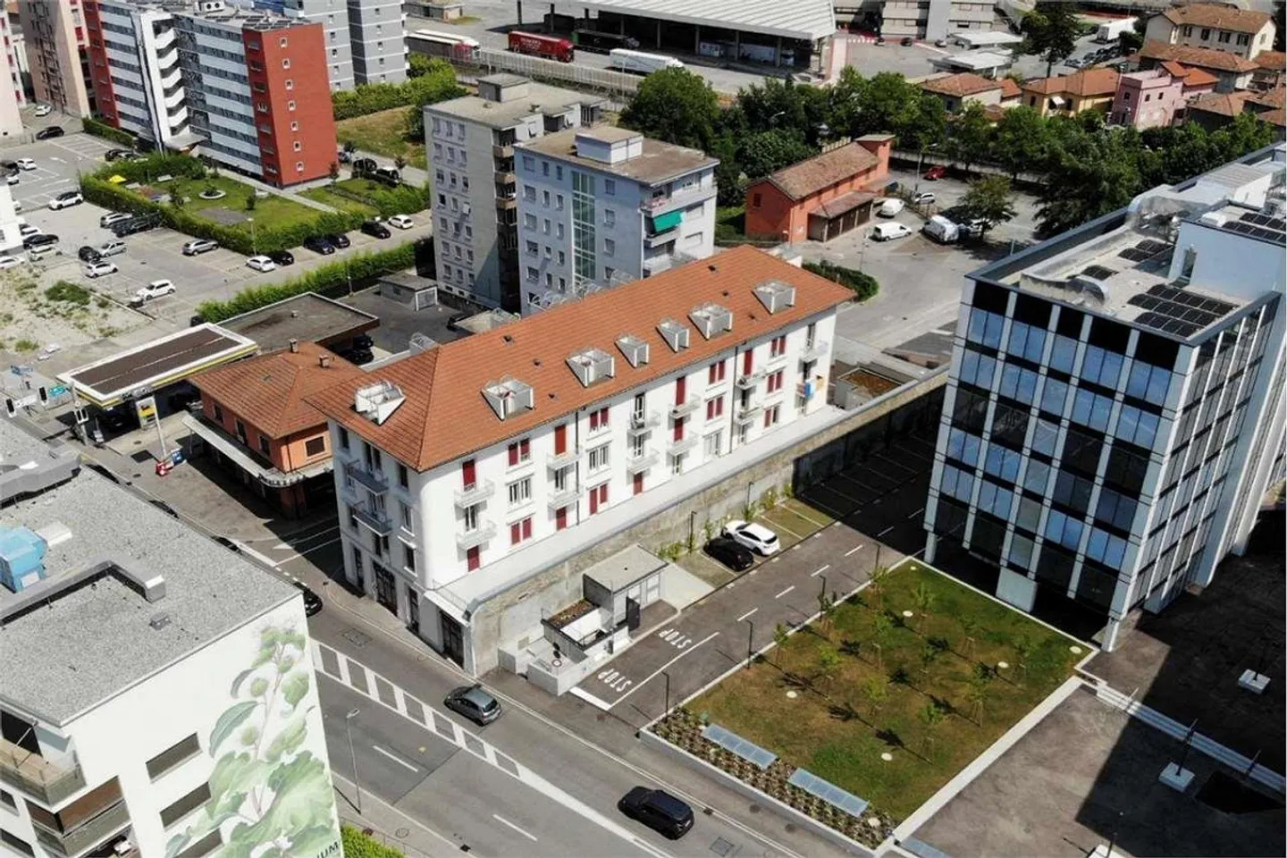 MIETOBJEKT IM ZENTRUM VON CHIASSO - Foto 3 von 13