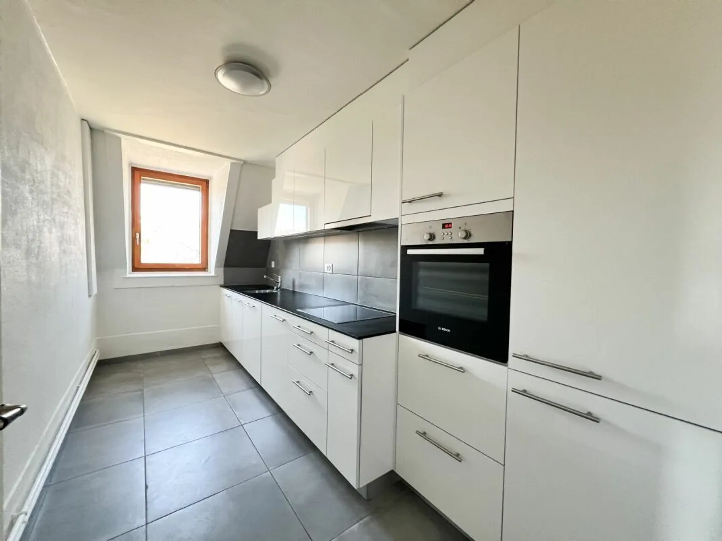 3.5 room apartment - Photo 3 of 9