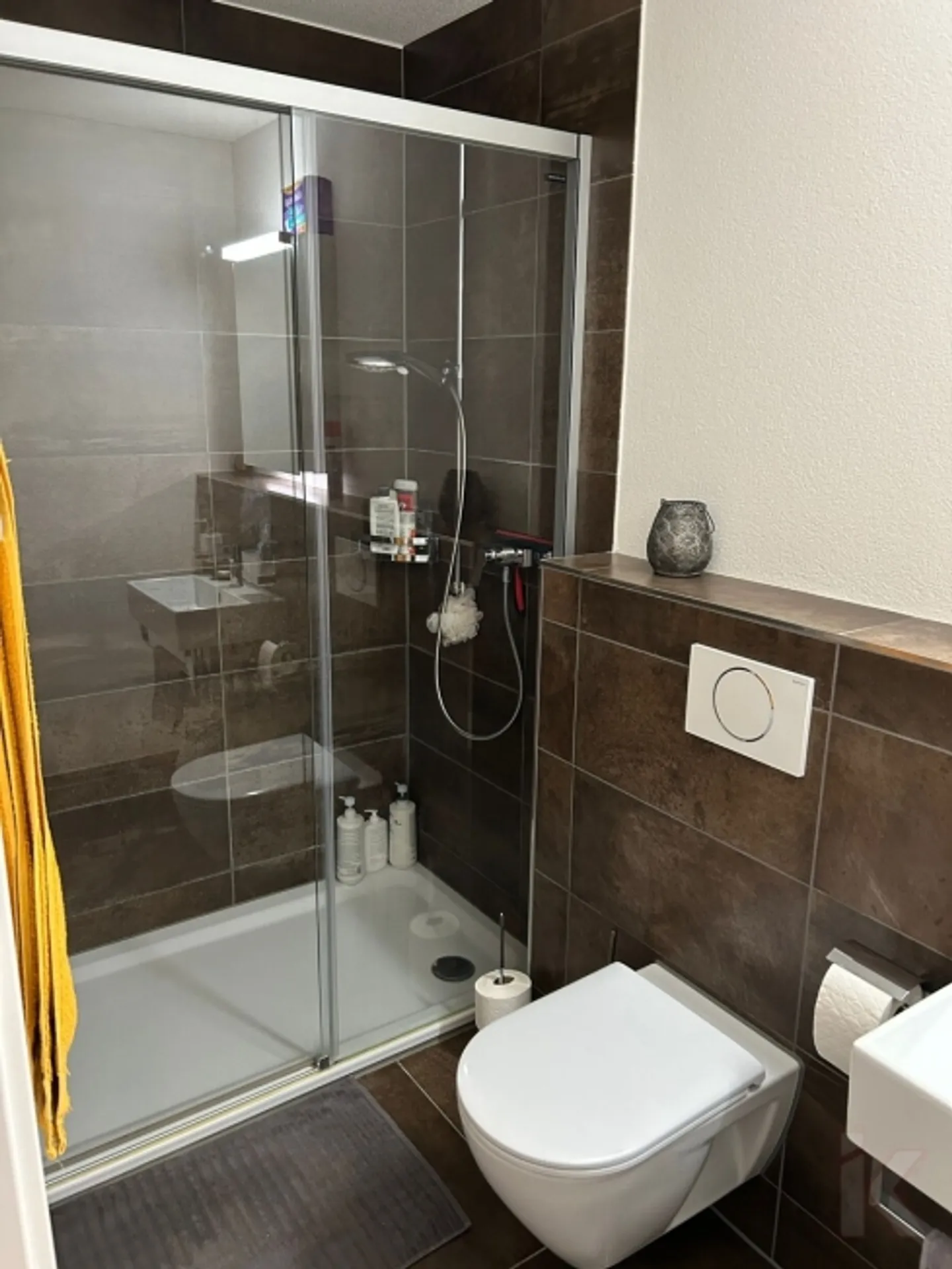 Appartement familial de 5,5 pièces avec un grand espace jardin - Photo 9 sur 17