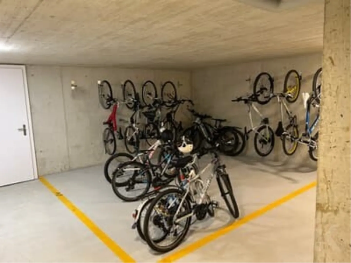 Appartement familial de 5,5 pièces avec un grand espace jardin - Photo 13 sur 17