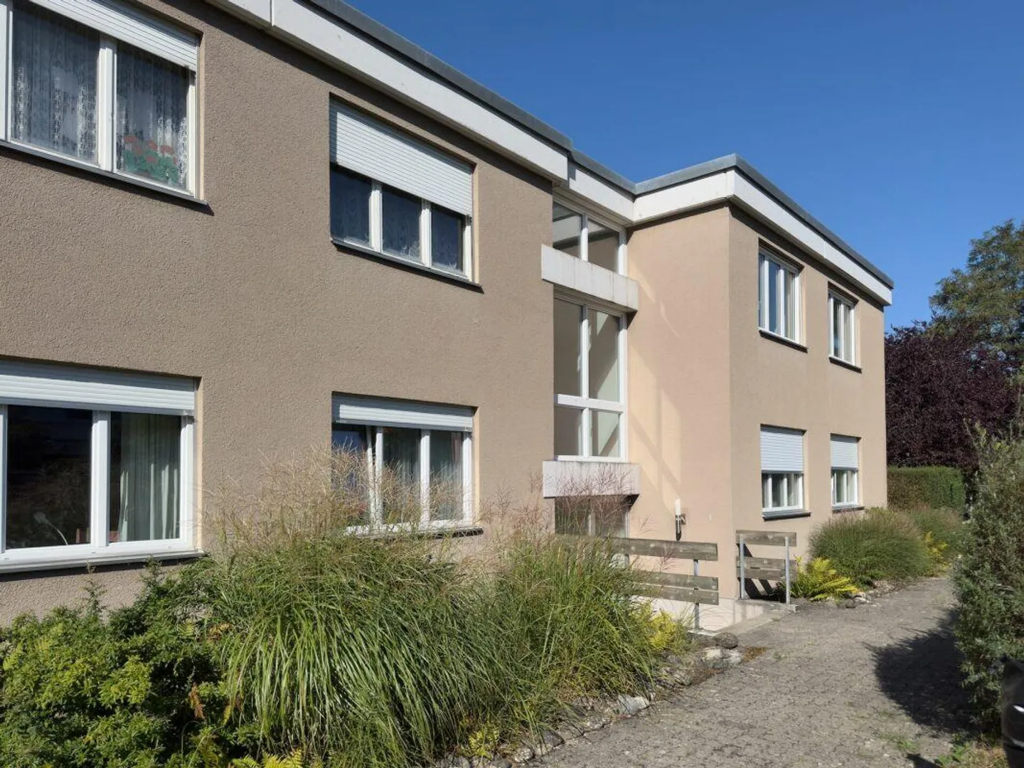 Appartement en copropriété de 4,5 pièces dans un emplacement ensoleillé et adapté aux enfants avec vue dégagée - Photo 22 sur 29