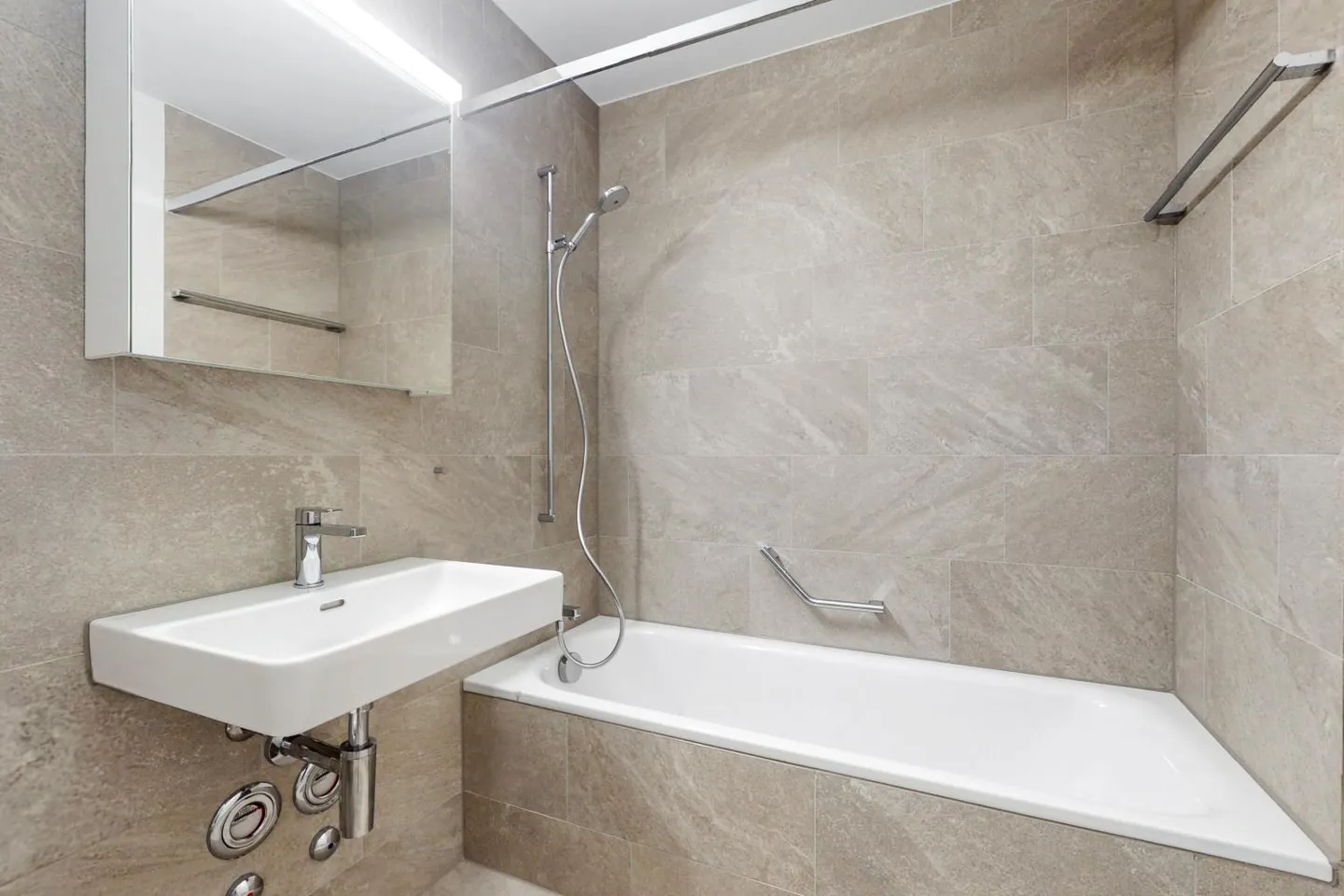 Appartement Rénové - Photo 7 sur 7