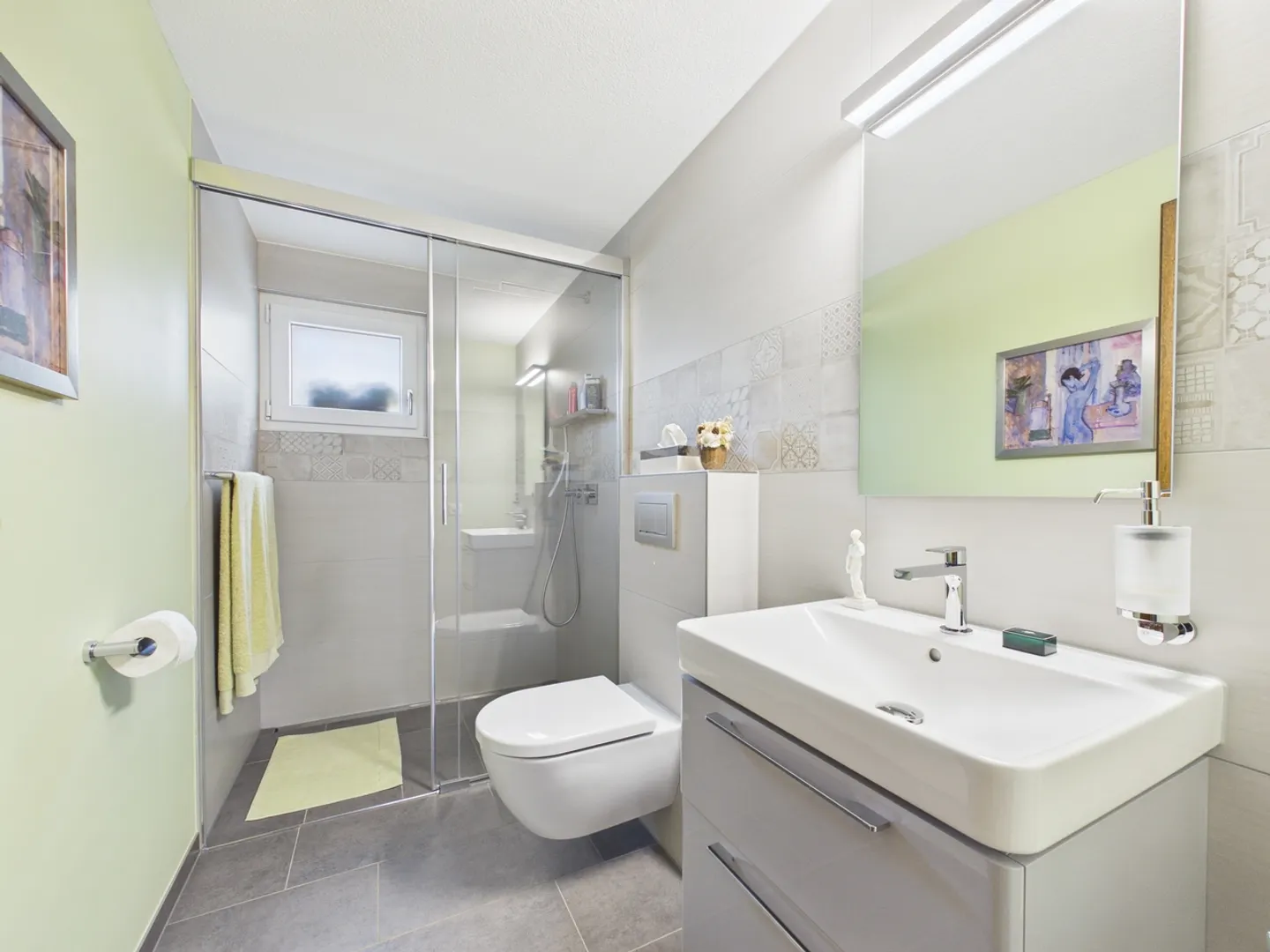 Well-maintained 5.5-room single-family house with generous surroundings - Photo 10 of 13