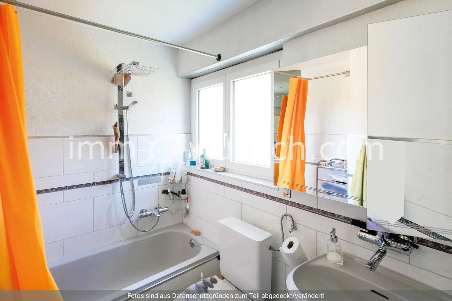 Incantevole appartamento di 4 ½ stanze con balcone e posto auto in garage sotterraneo - Foto 8 di 11