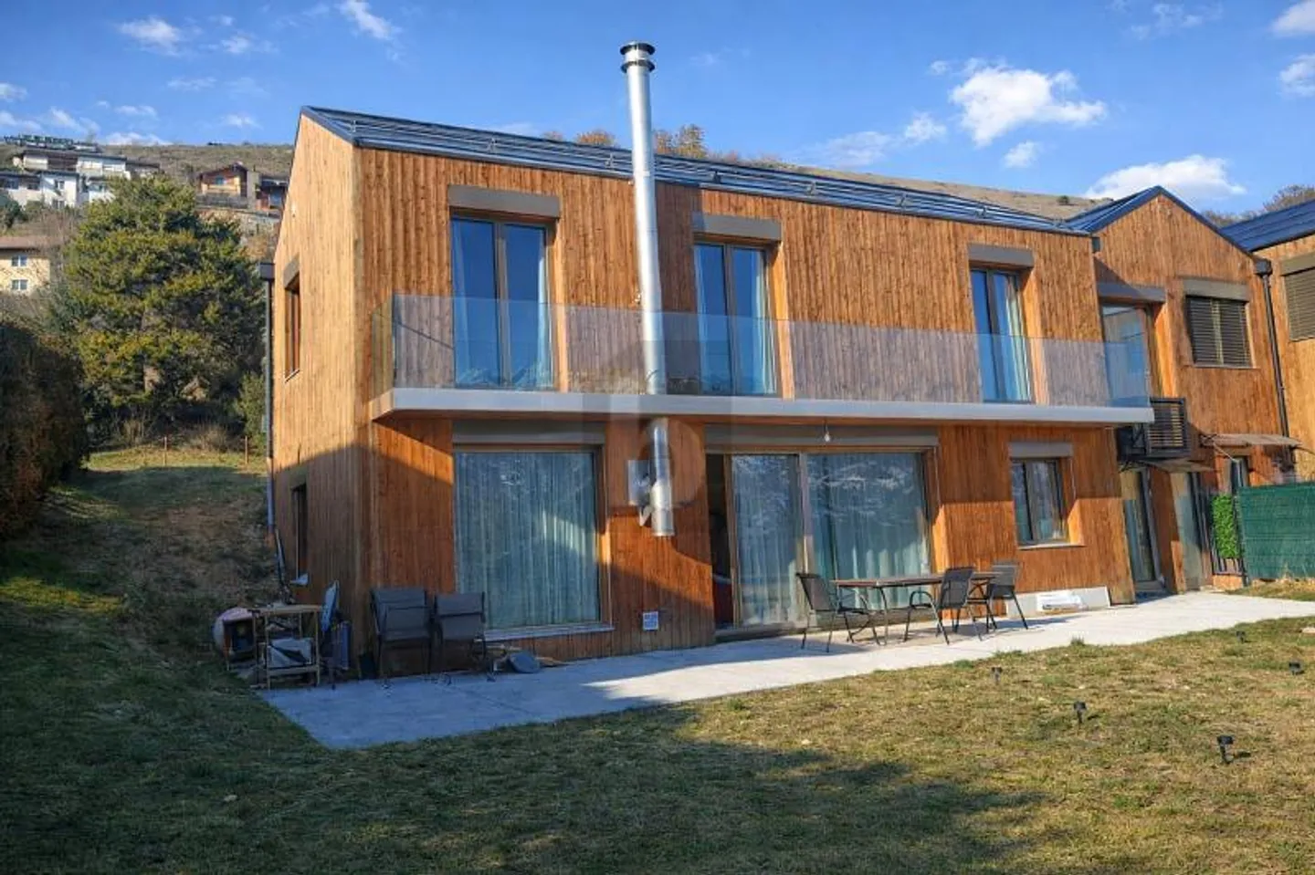 Modern Villa with Panoramic Views - Photo 1 of 6