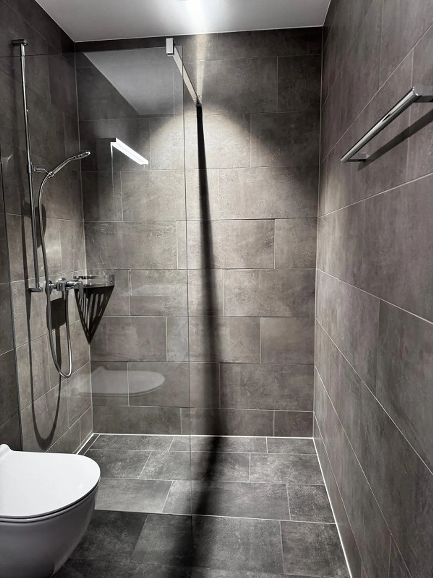 3.5-room attic apartment on the 2nd floor for rent in 8706 Meilen - Photo 8 of 9