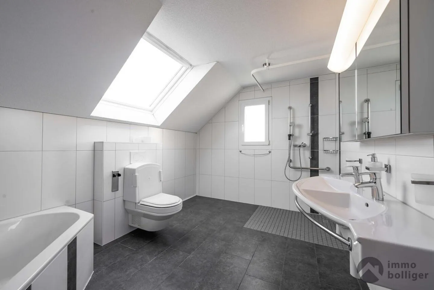 Maison pointue dans un emplacement pointu - Photo 9 sur 14