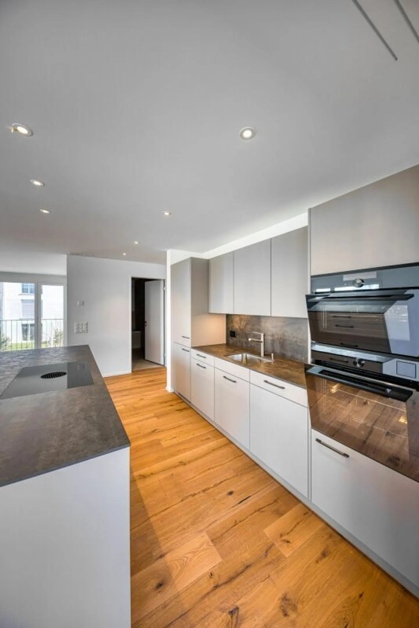 Appartement à louer - Photo 3 sur 12