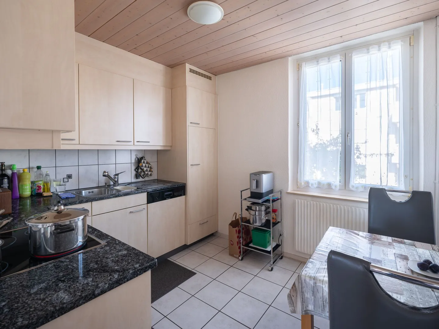 Maison multifamiliale dans le quartier prisé de Linden - Photo 8 sur 16