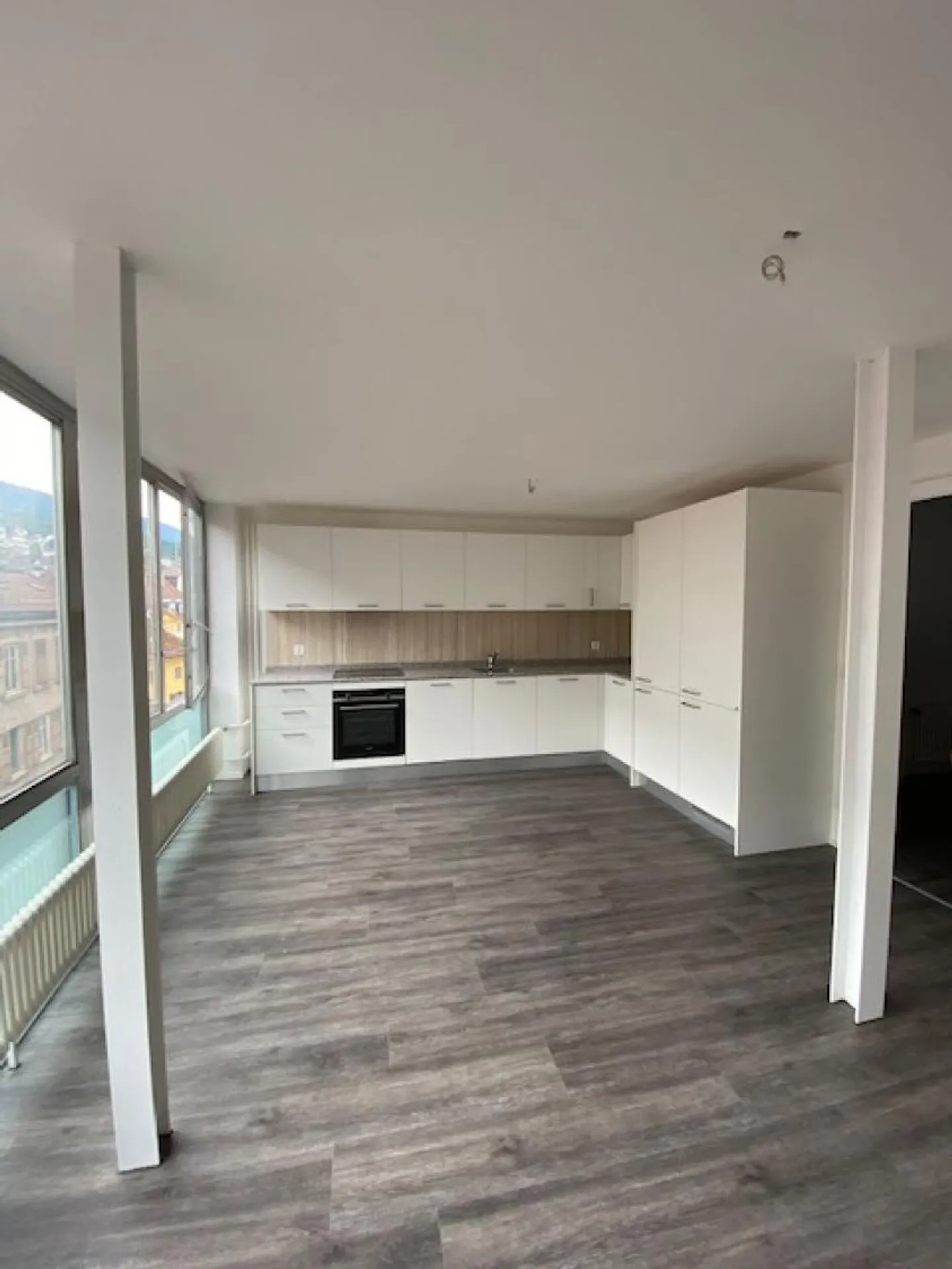 Appartamento 4 locali - Foto 1 di 10