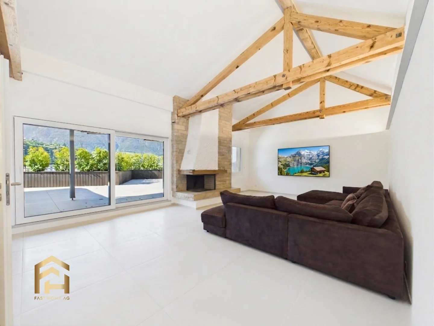 Above the rooftops of Naters - Modern penthouse apartment with exclusive kitchen - Photo 1 of 13