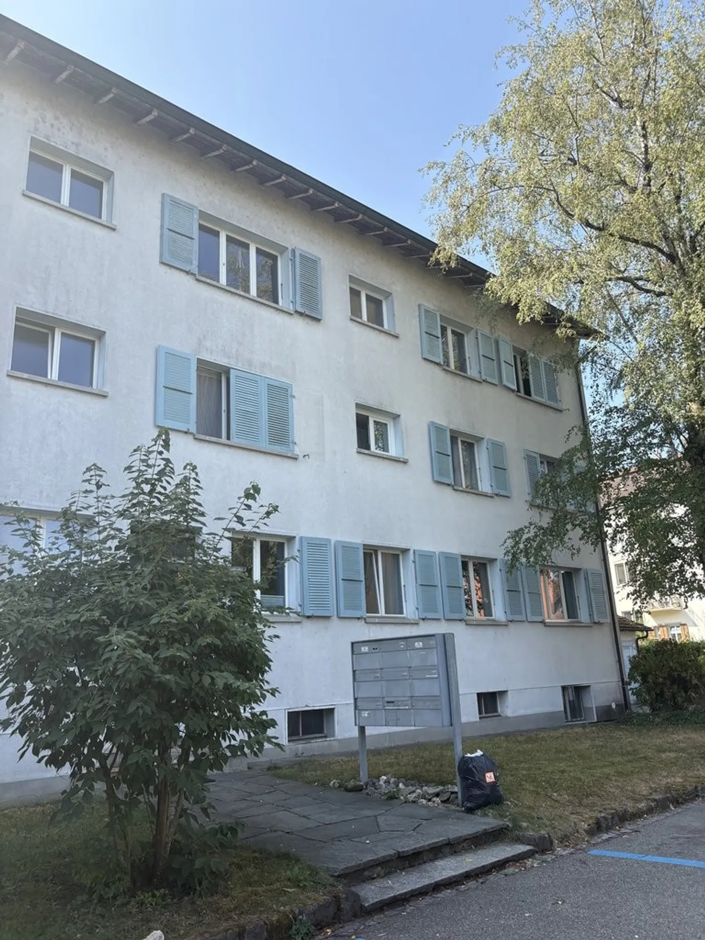 Quiet 3-room apartment in Rheinfelden - Photo 1 of 8