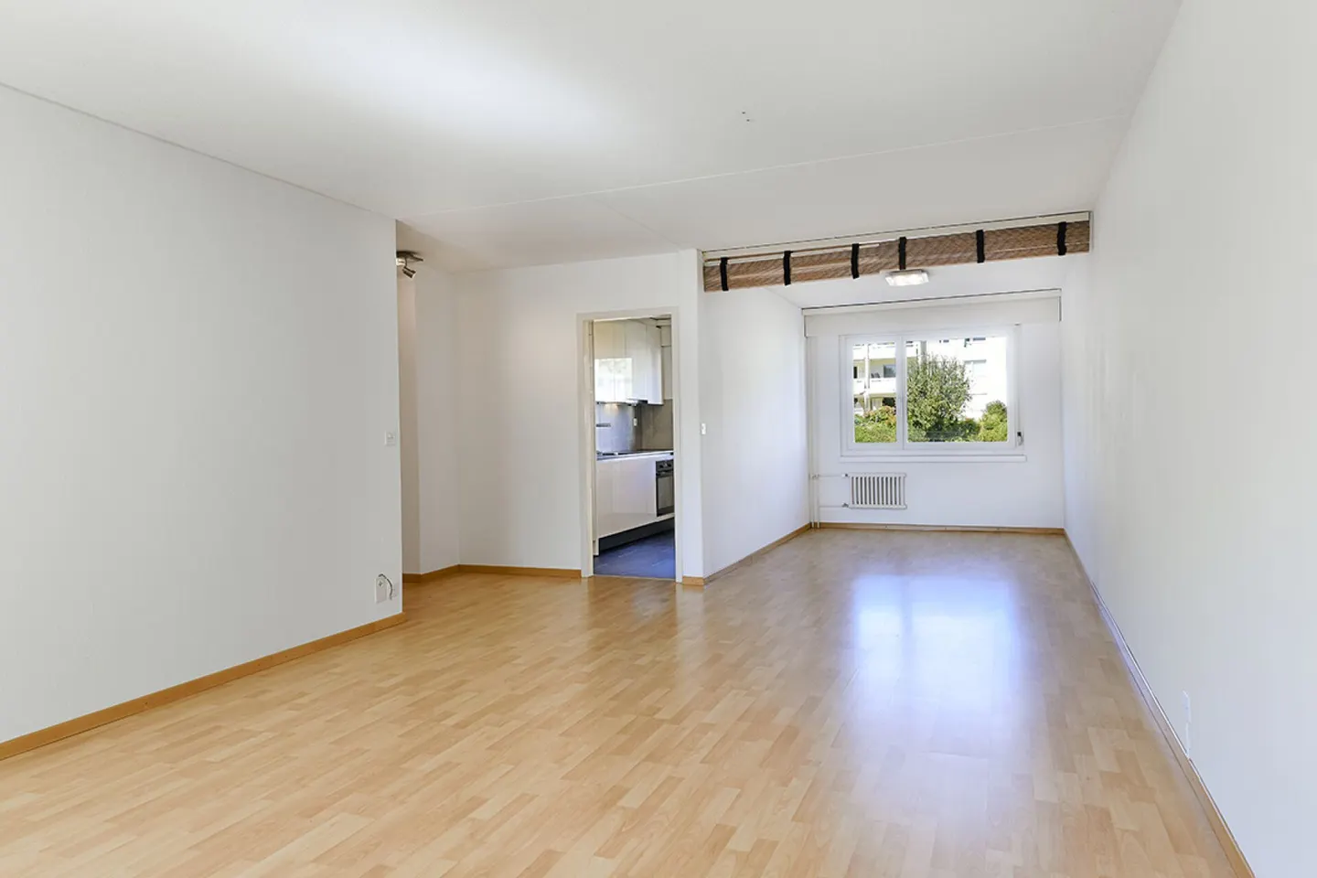 4.5-room apartment in a quiet location with a wonderful view of greenery - Photo 4 of 9