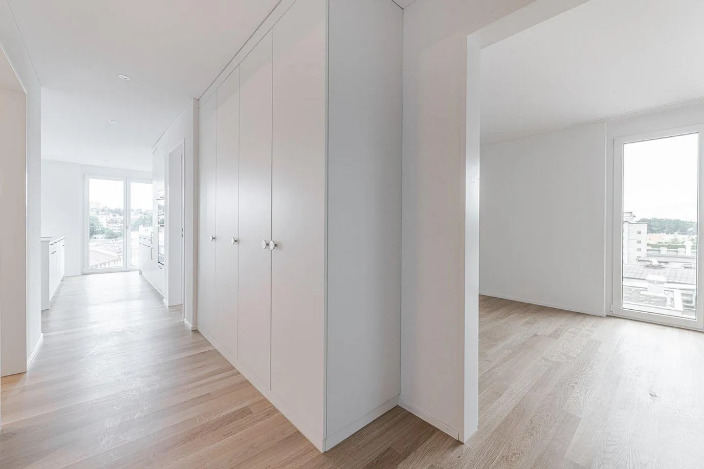 Living at the Pulse - CENTRAL PLAZA Emmenbrücke - Photo 5 of 10