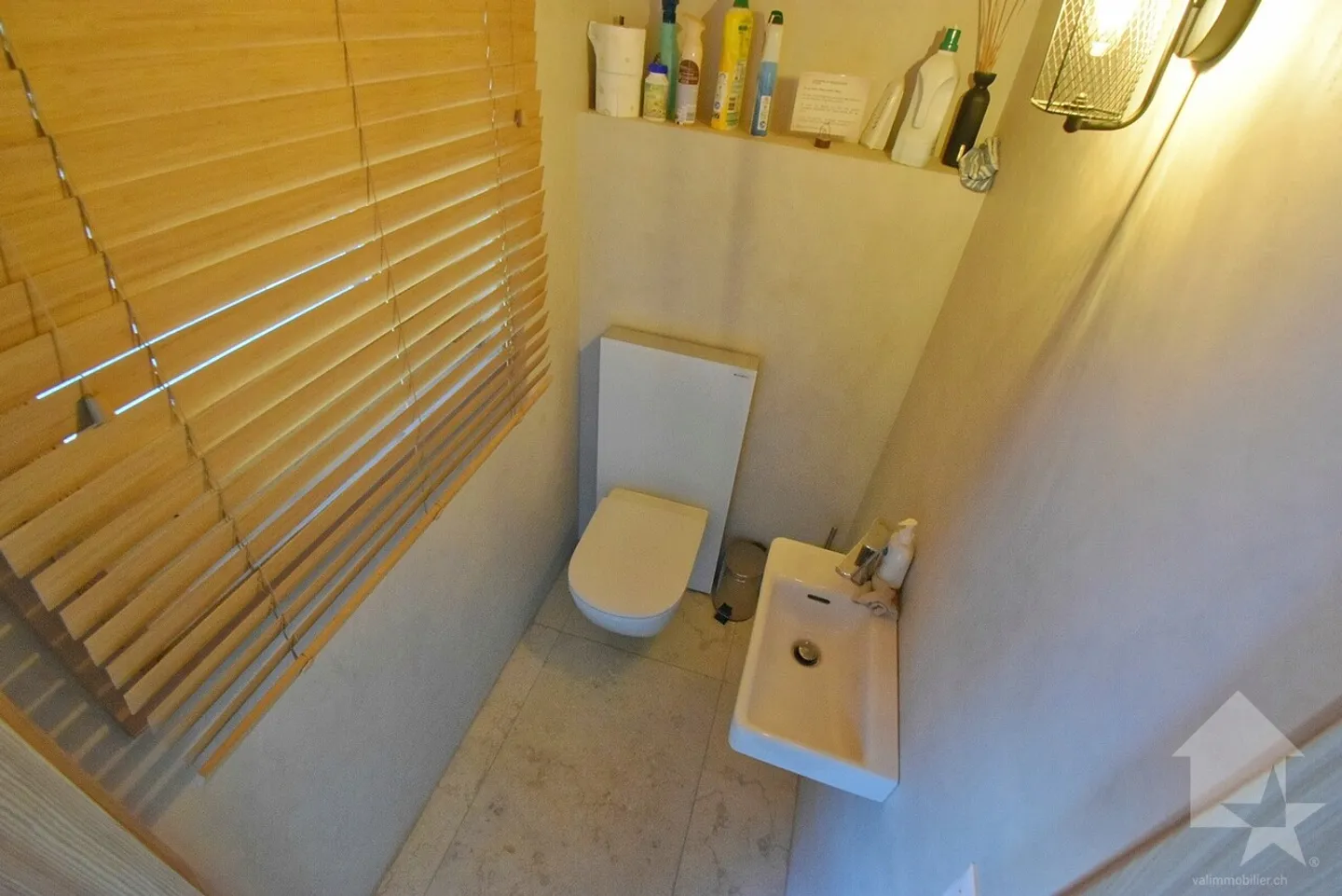 Chalet spacieux rénové avec terrasse - Photo 17 sur 19