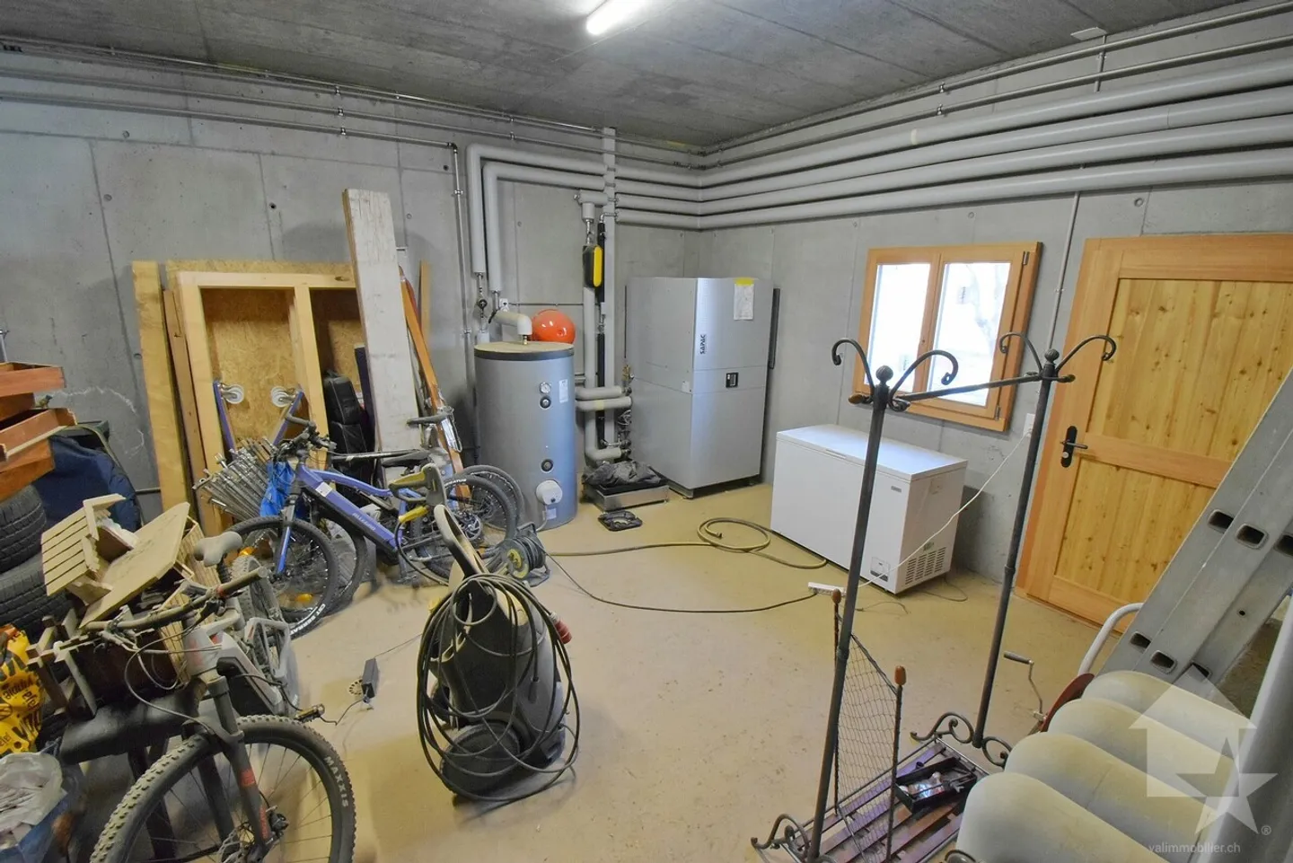 Chalet spacieux rénové avec terrasse - Photo 18 sur 19