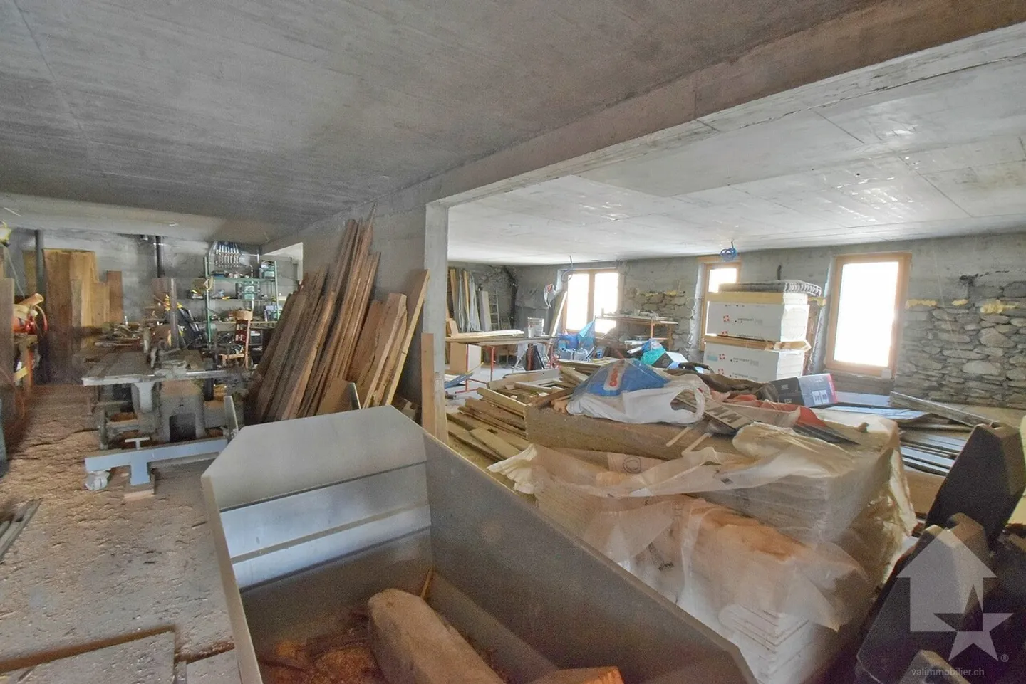 Chalet spacieux rénové avec terrasse - Photo 19 sur 19