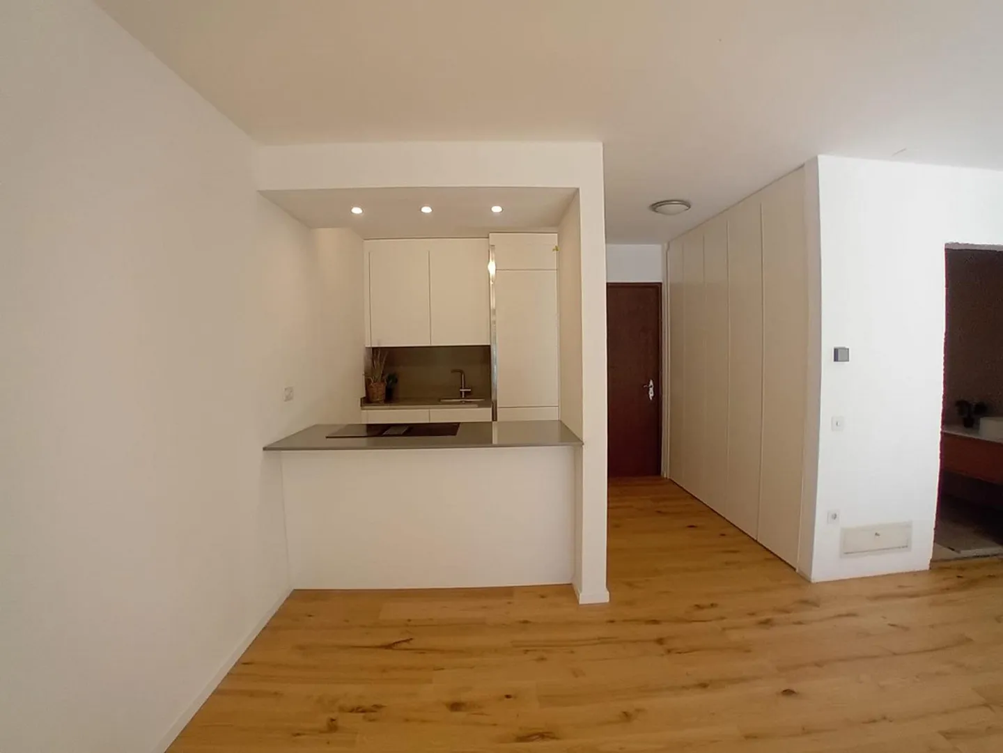 Ascona - Appartement studio élégant dans un quartier résidentiel - Photo 4 sur 15