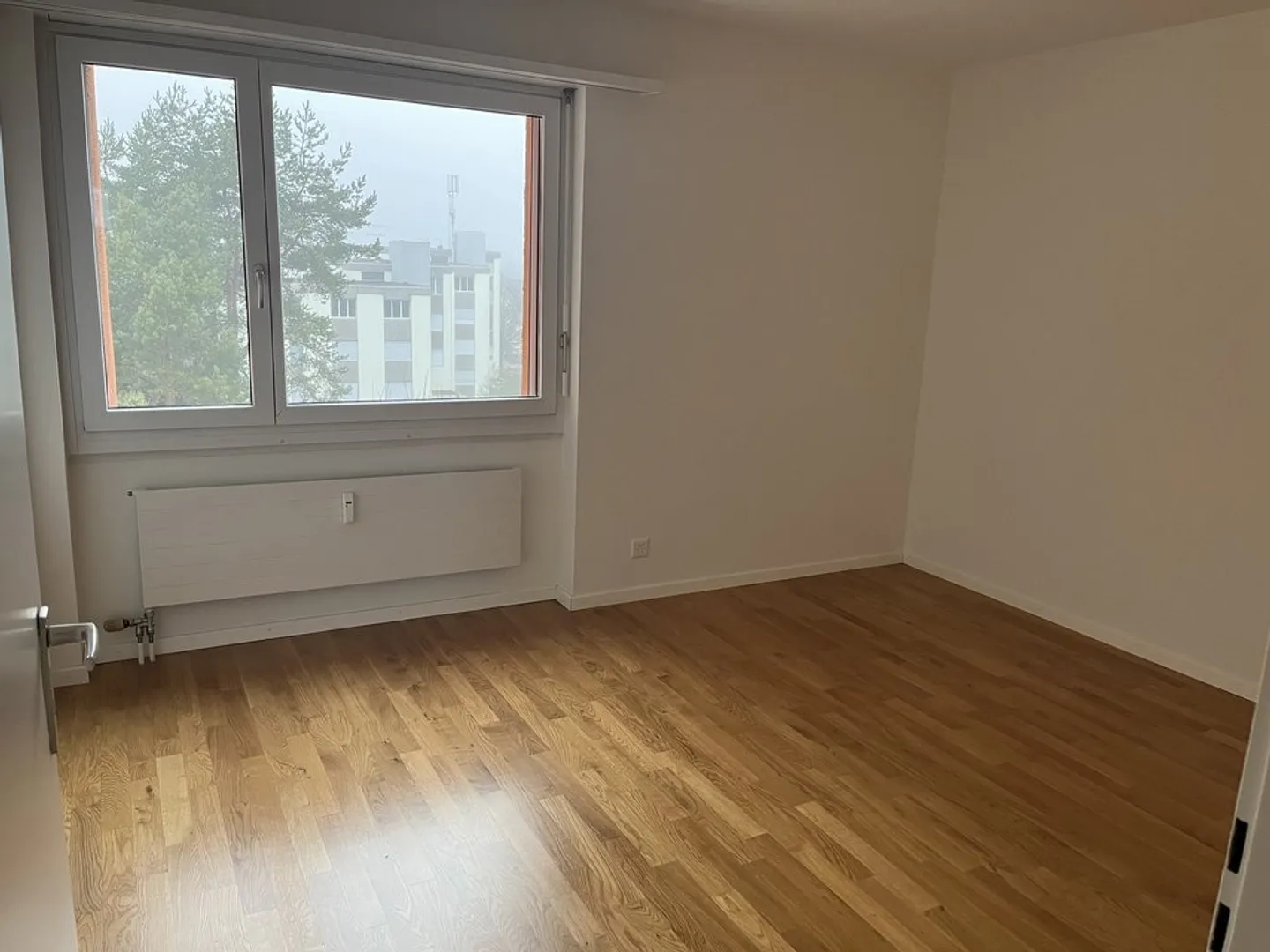 Appartement spacieux de 5,5 pièces - situé au centre et au calme - Photo 6 sur 12