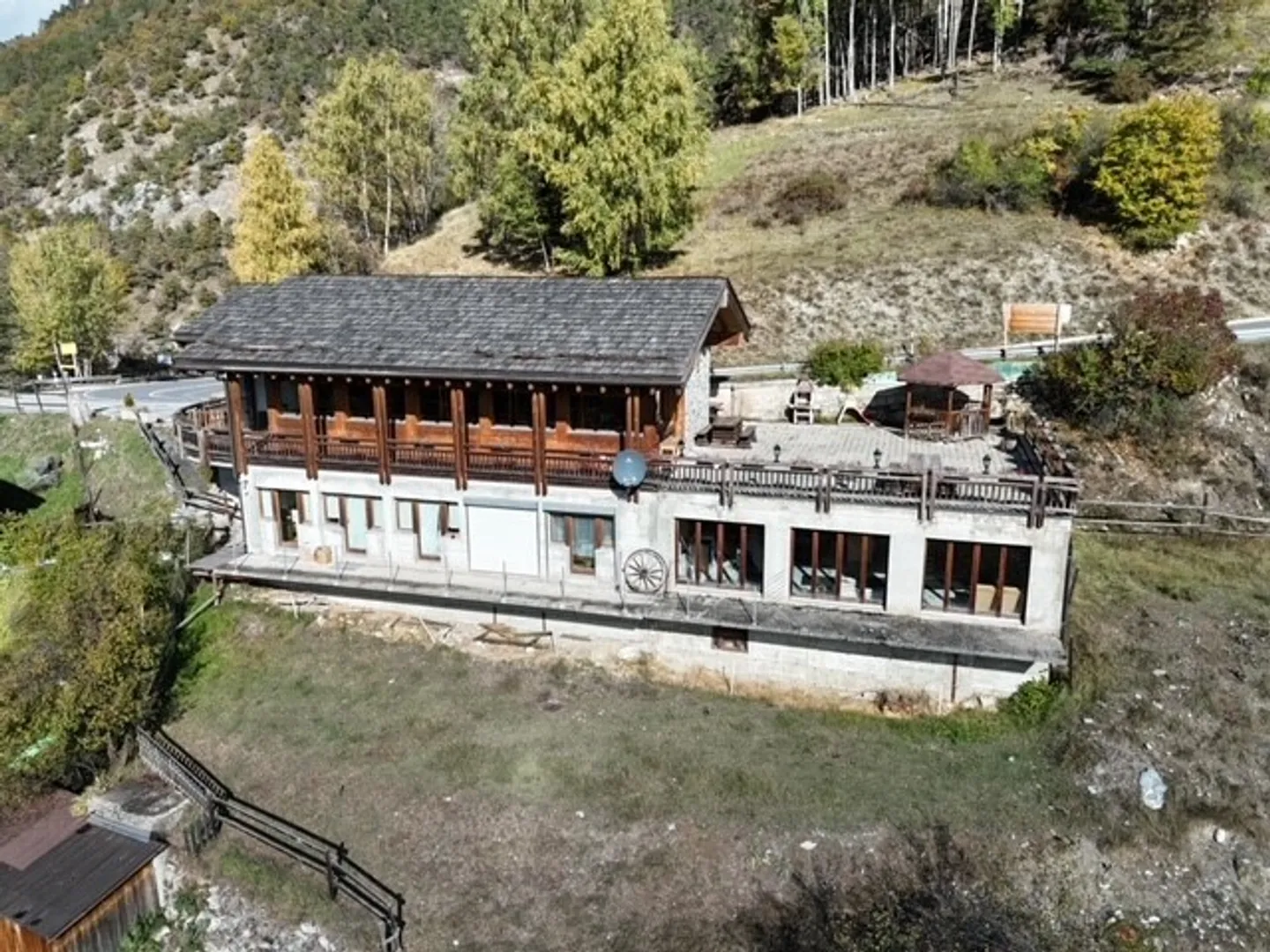 Hotel for sale - Photo 5 of 26
