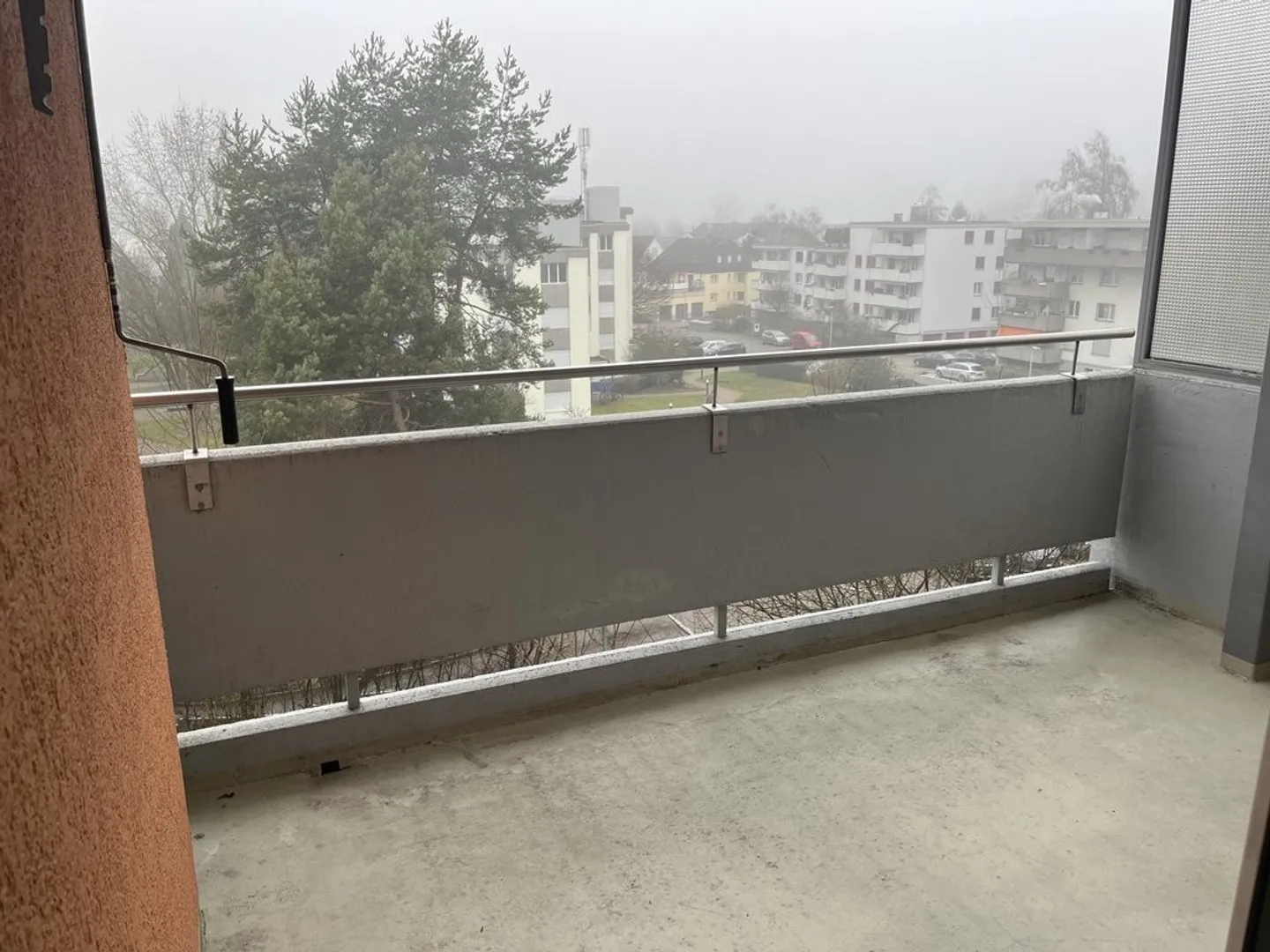 Appartement spacieux de 5,5 pièces - situé au centre et au calme - Photo 11 sur 12