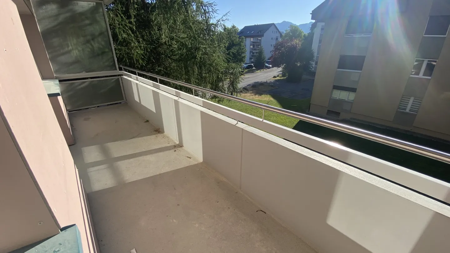 Renovated Apartment Near City - Photo 10 of 11