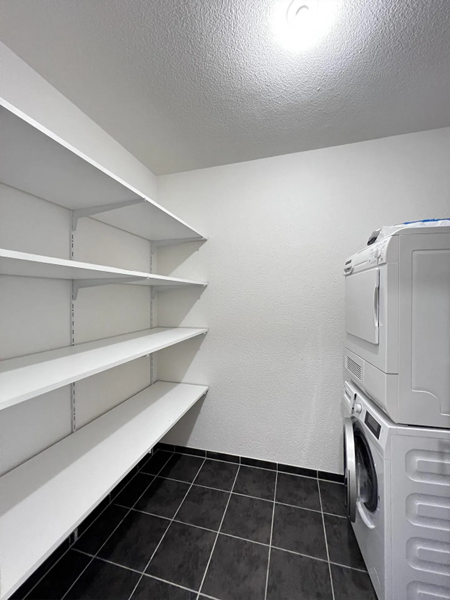 Affascinante appartamento maisonette in posizione centrale a Berna - Foto 5 di 11