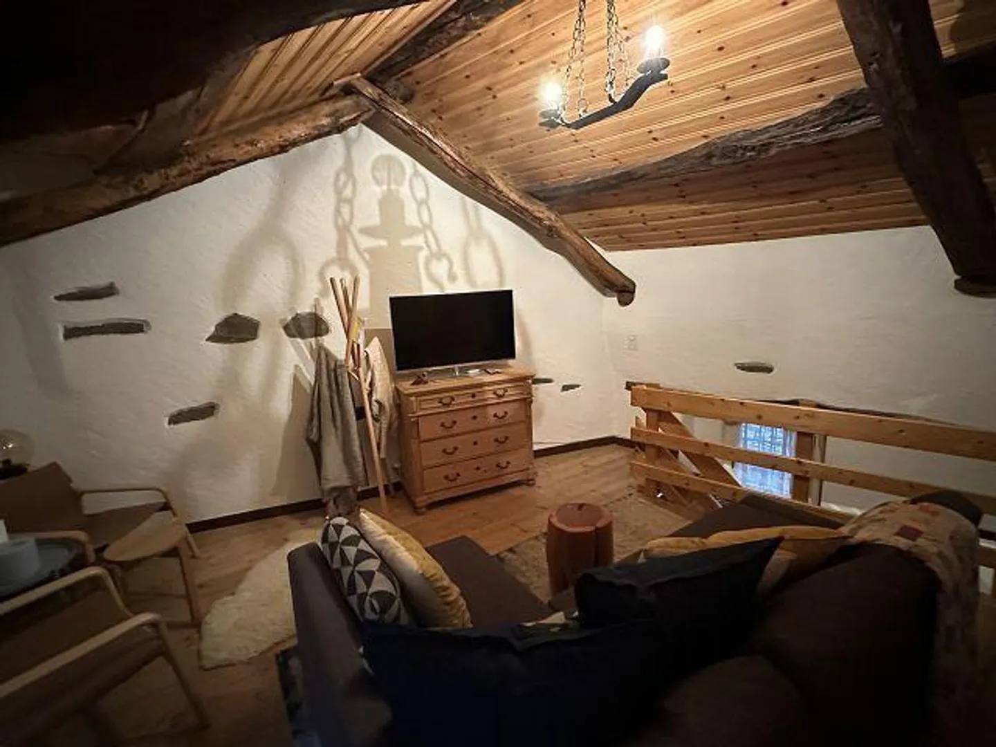 2 1/2-room village house in a very quiet, sunny location with a view - Photo 11 of 26