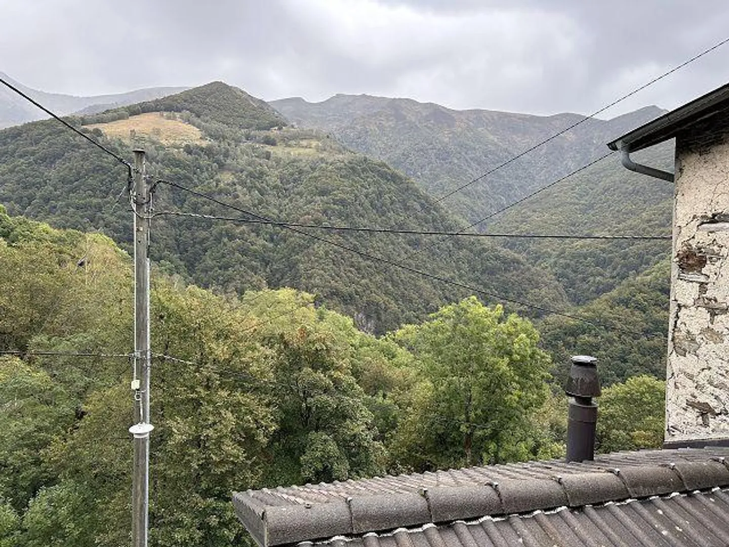 2 1/2-room village house in a very quiet, sunny location with a view - Photo 19 of 26