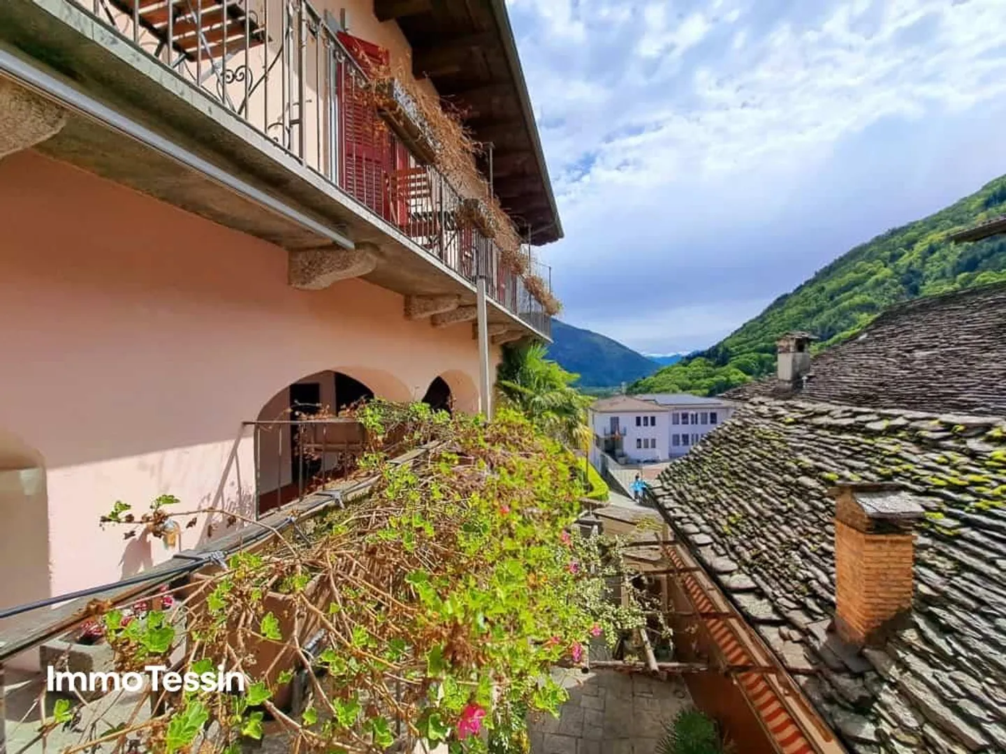 GELEGENHEIT: 20 Zimmer Hotel mit Restaurant - Historischer Luxus in... - Foto 3 von 13